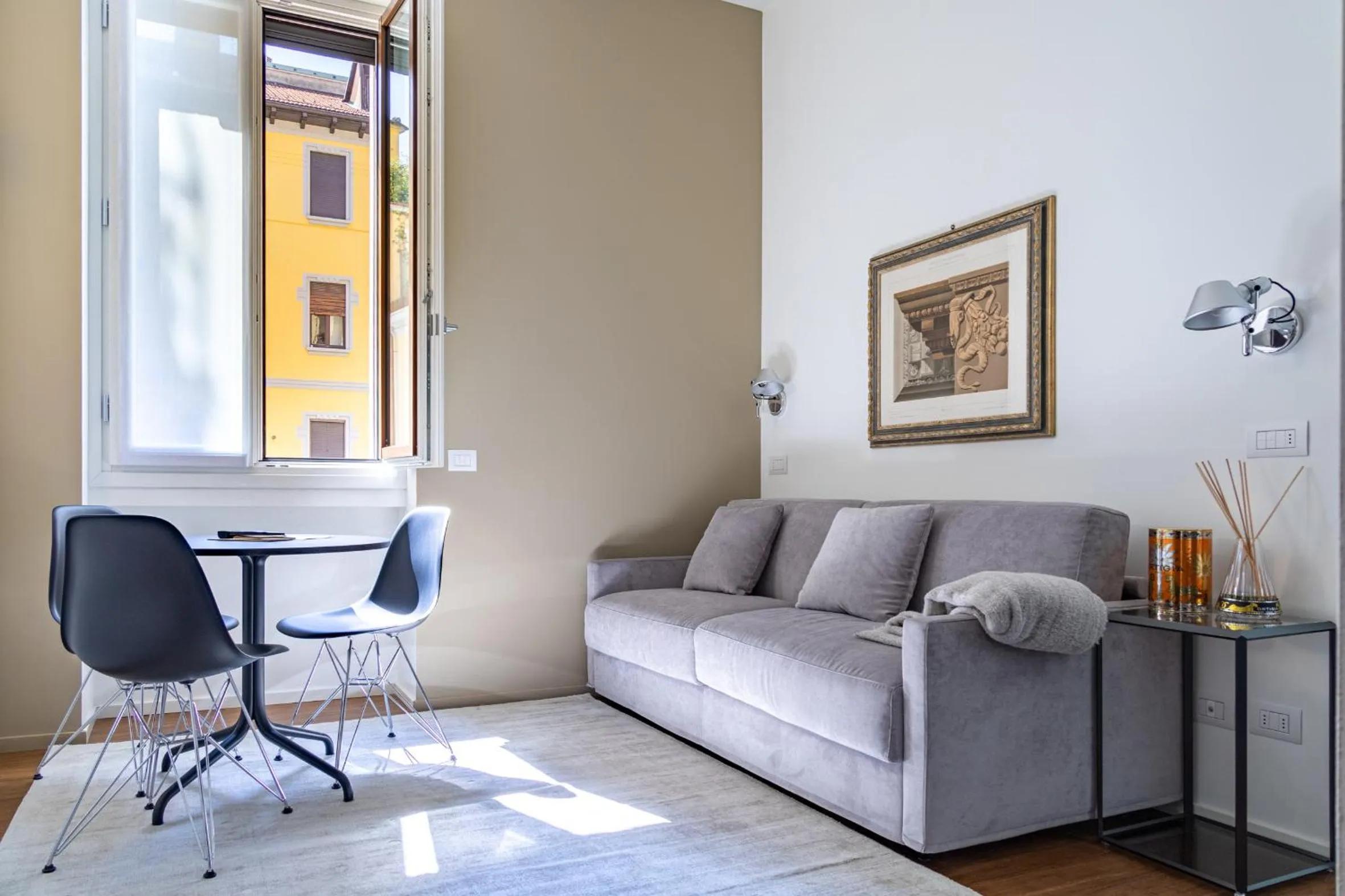 Living room in Ariosto Social Club