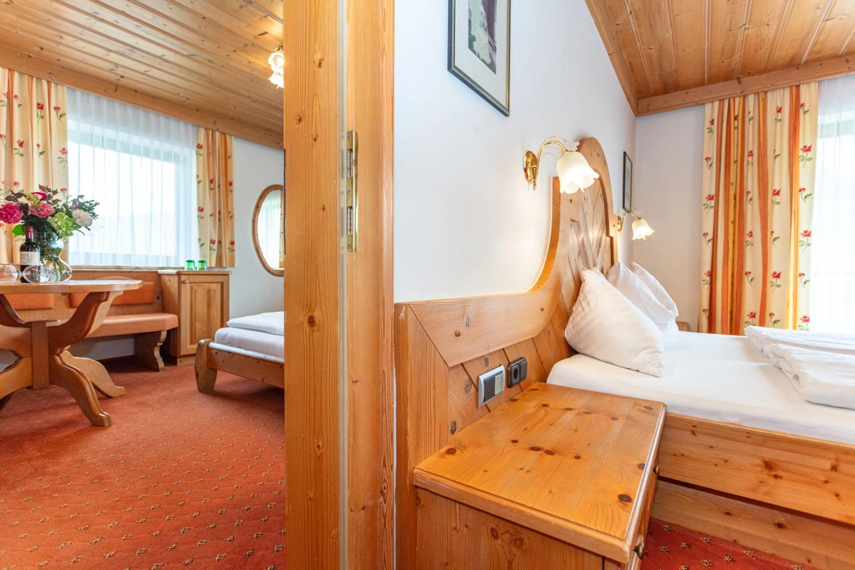 Photo of the whole room, Bed in Landhaus Rohregger