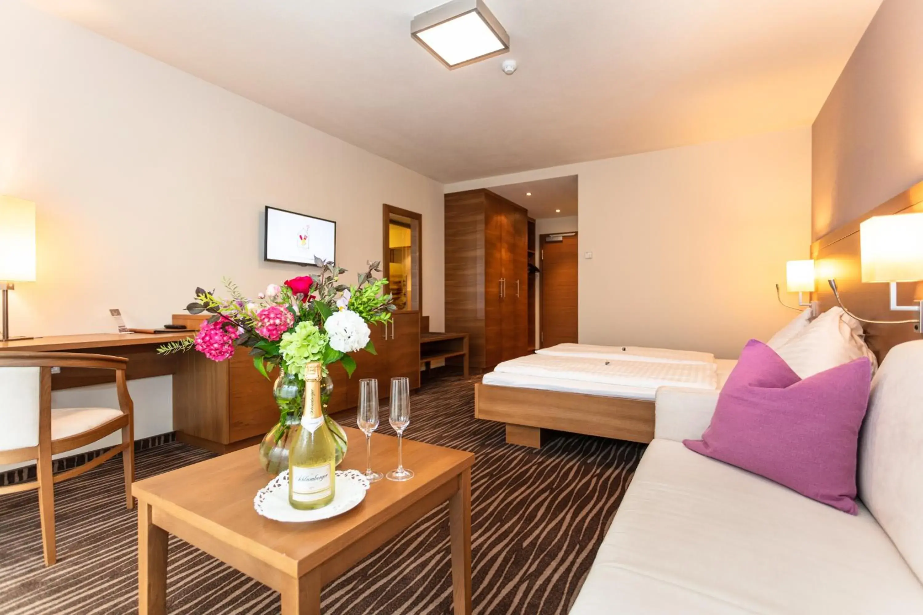 Junior Suite with Balcony in Landhaus Rohregger Junior Suite with Balcony in Landhaus Rohregger