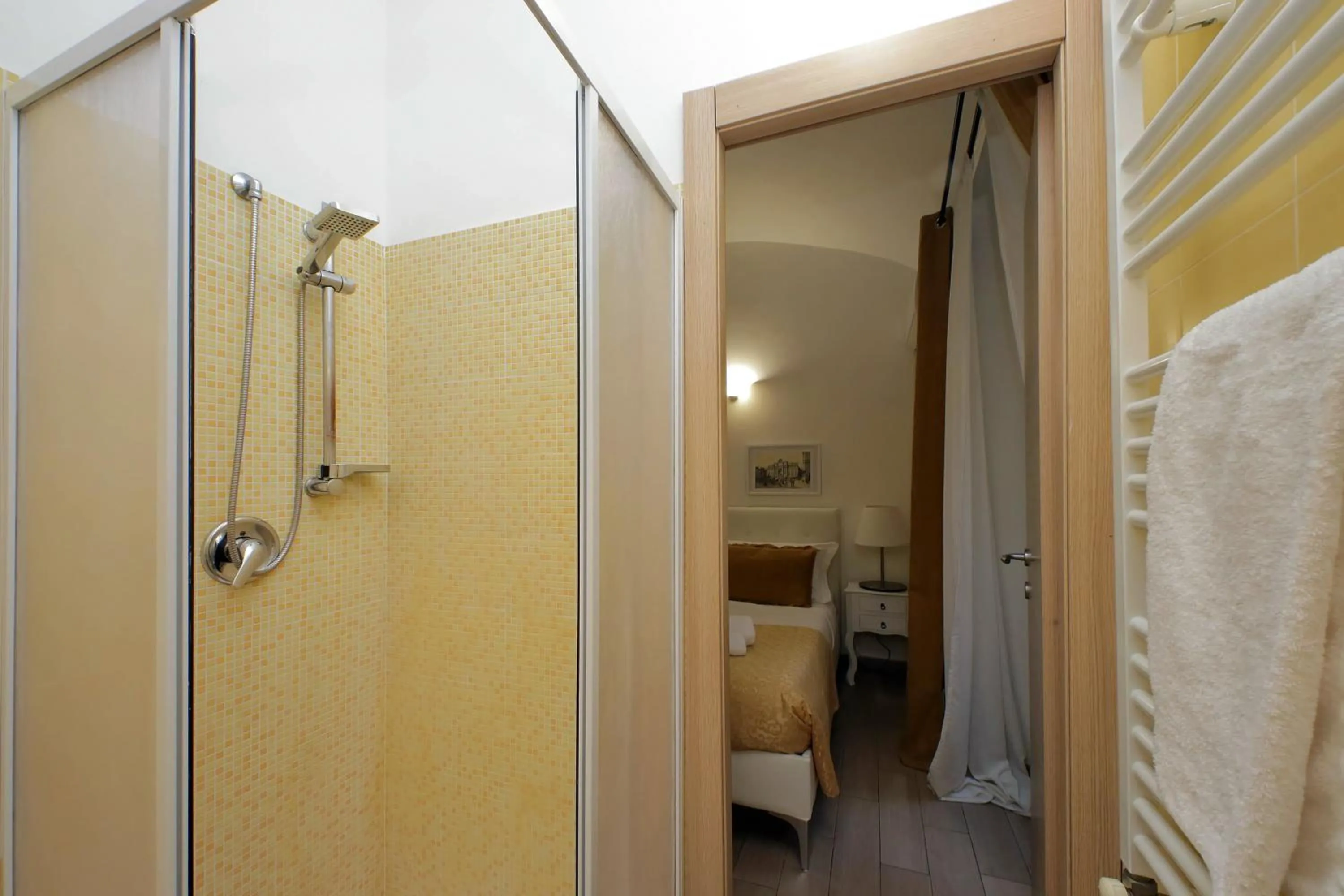 Bed in Dream City Rome