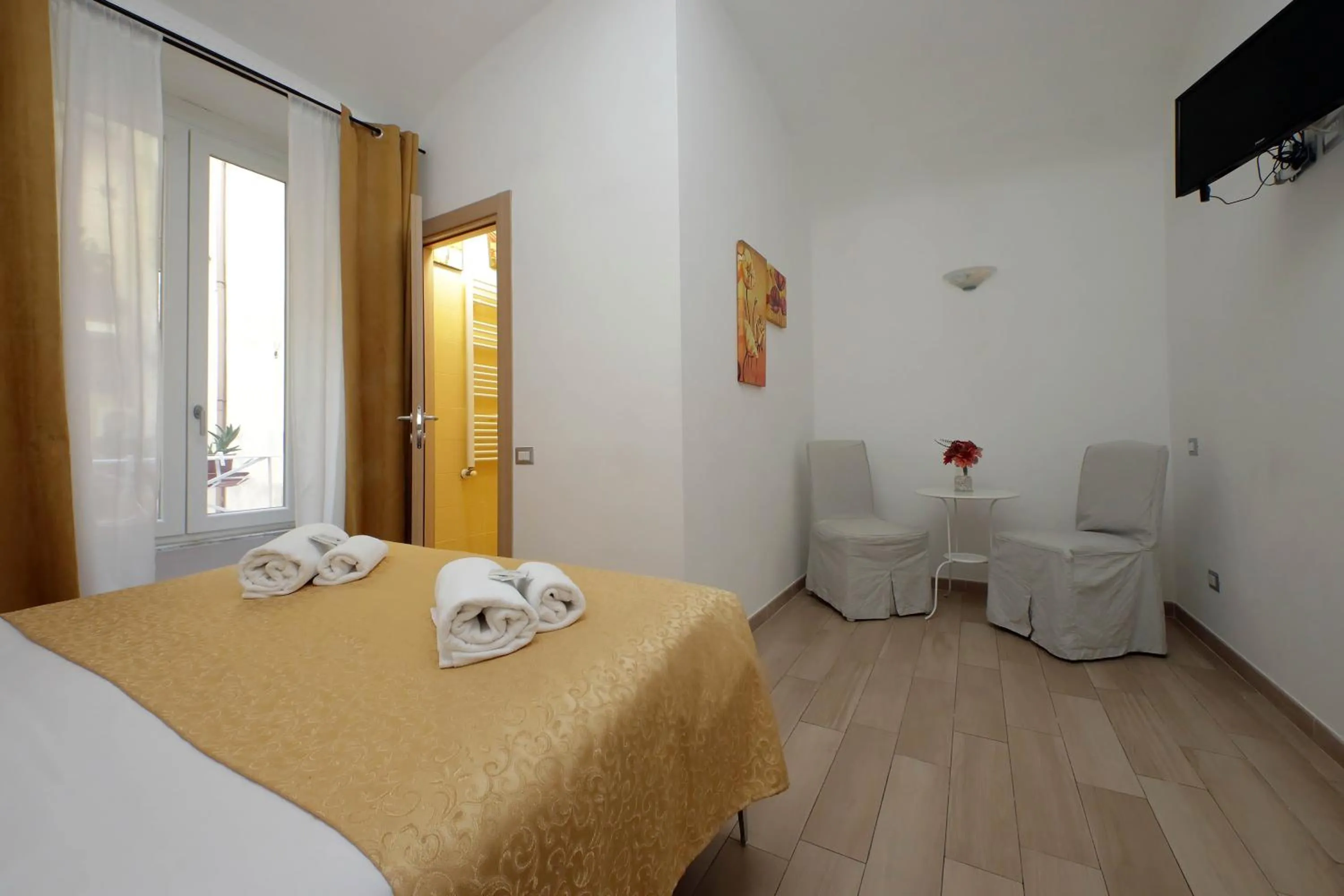 Bed in Dream City Rome