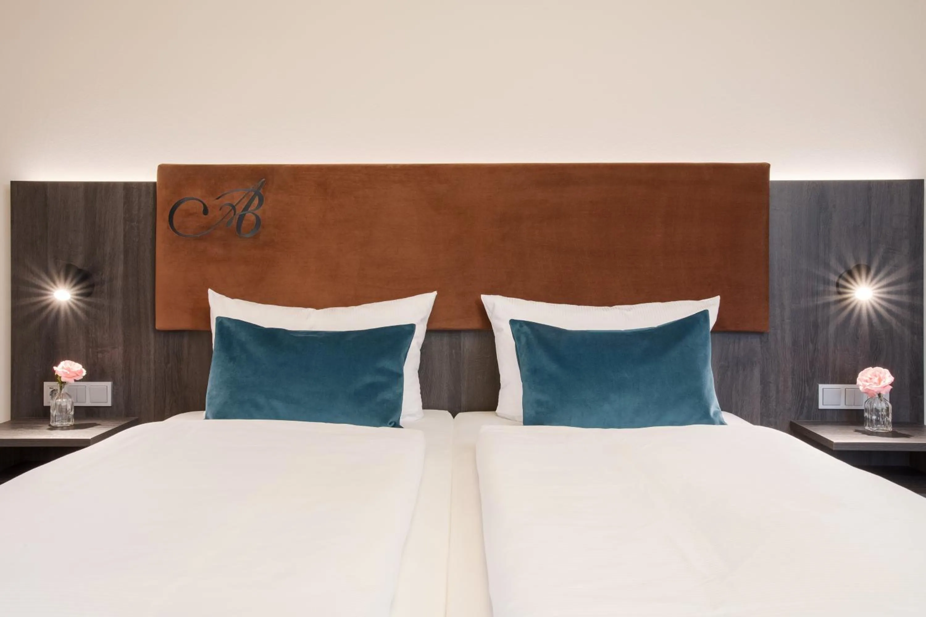 Bed in Hotel Aiterbach am Chiemsee