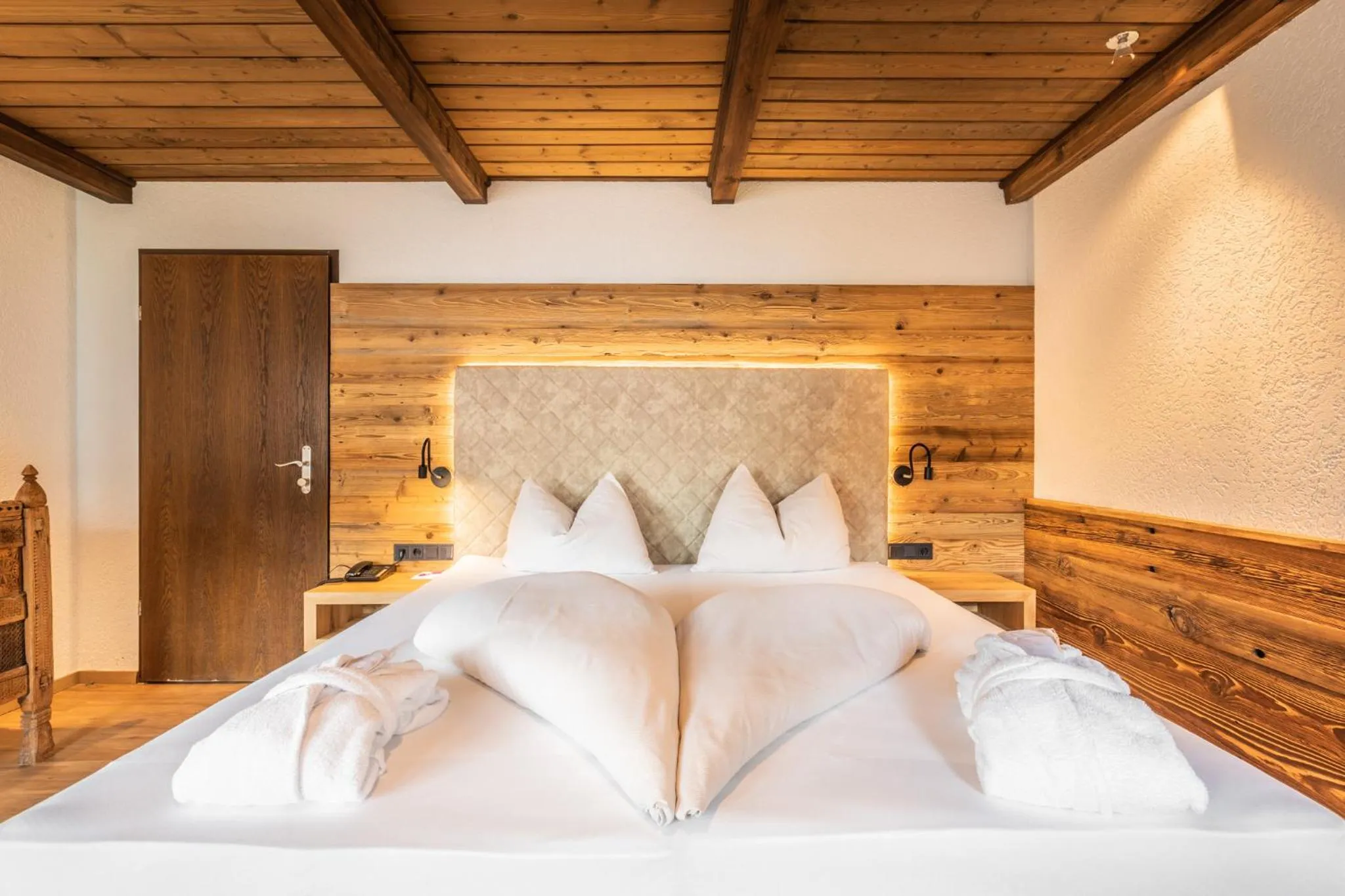 Bed in Alpenlove - Adult SPA Hotel