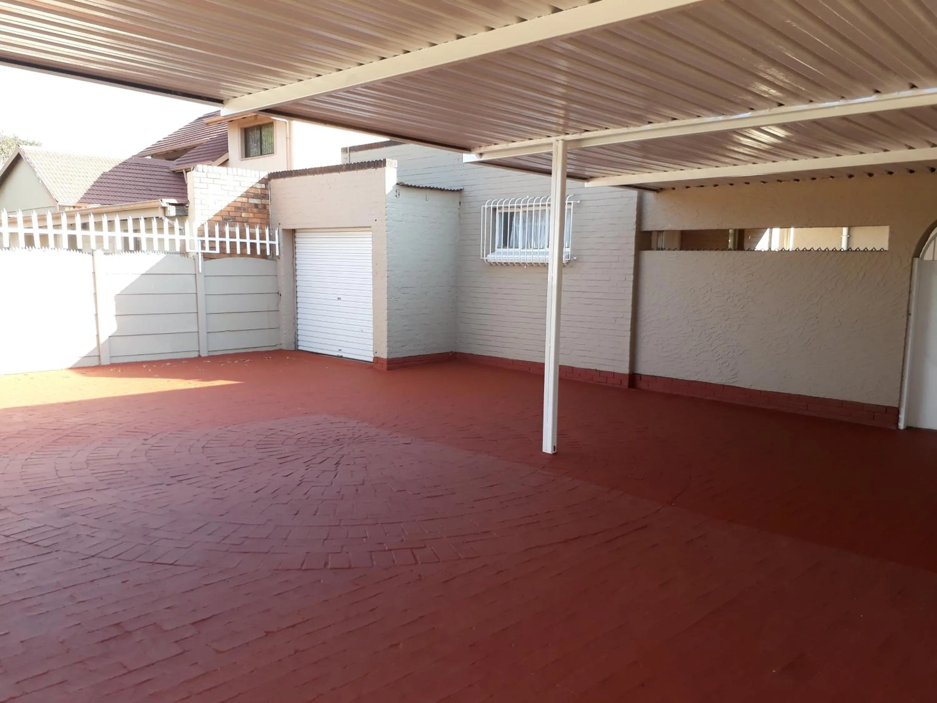 Robertsham (Halaal) Self Catering Cottages