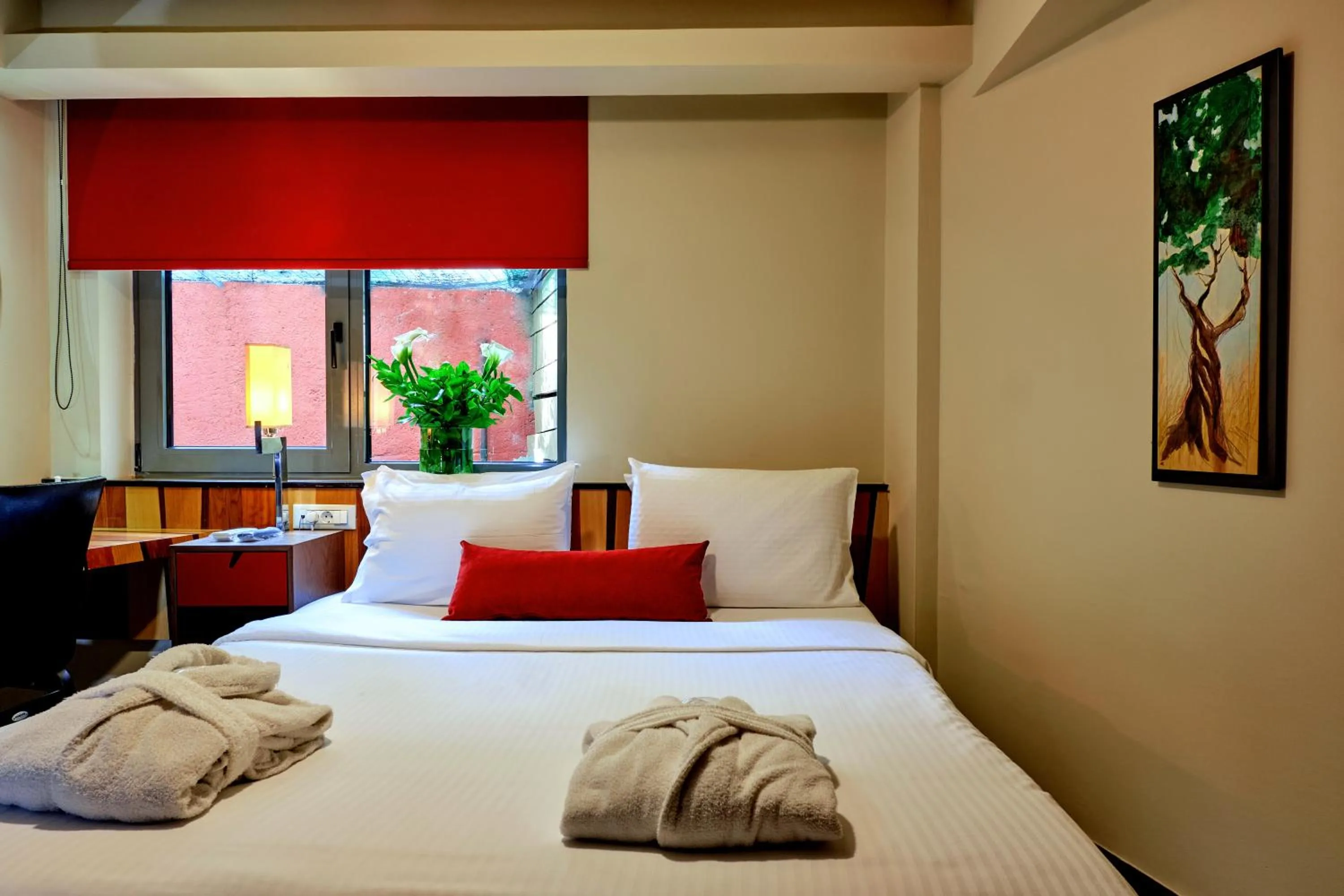 Bed in Lato Annex Boutique Rooms