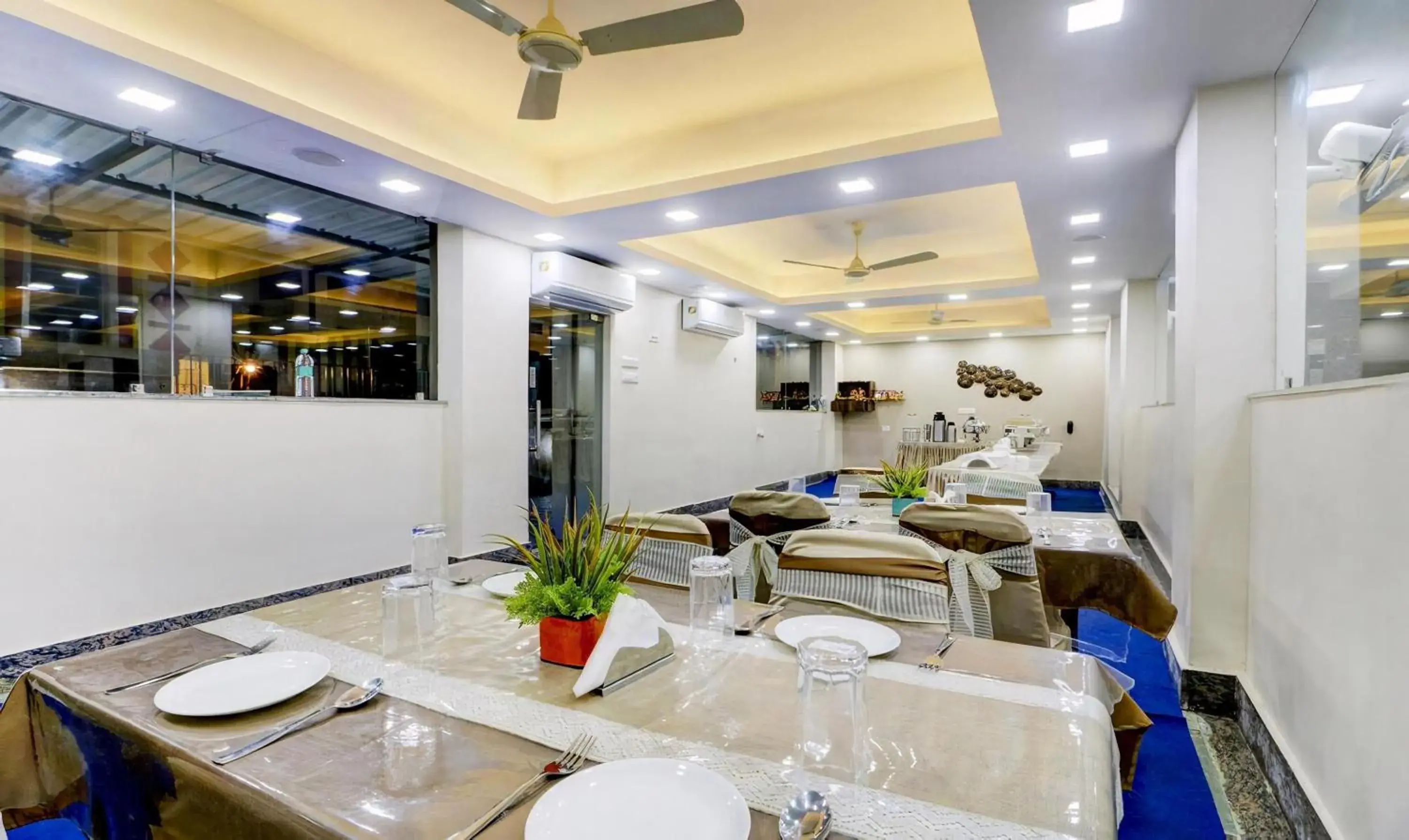 Restaurant/places to eat in Hotel Bandhan Residency Restaurant/places to eat in Hotel Bandhan Residency