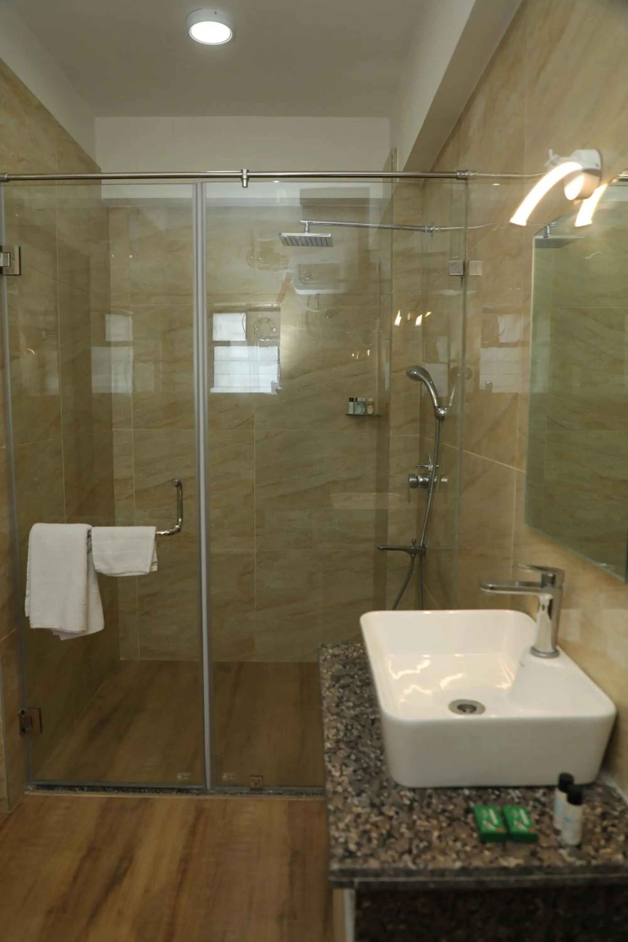 Bathroom in Hotel Bandhan Residency