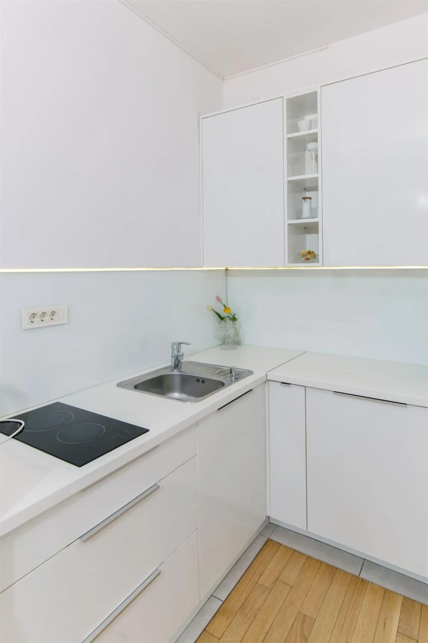 Kitchen or kitchenette in Tia Apartments and Rooms