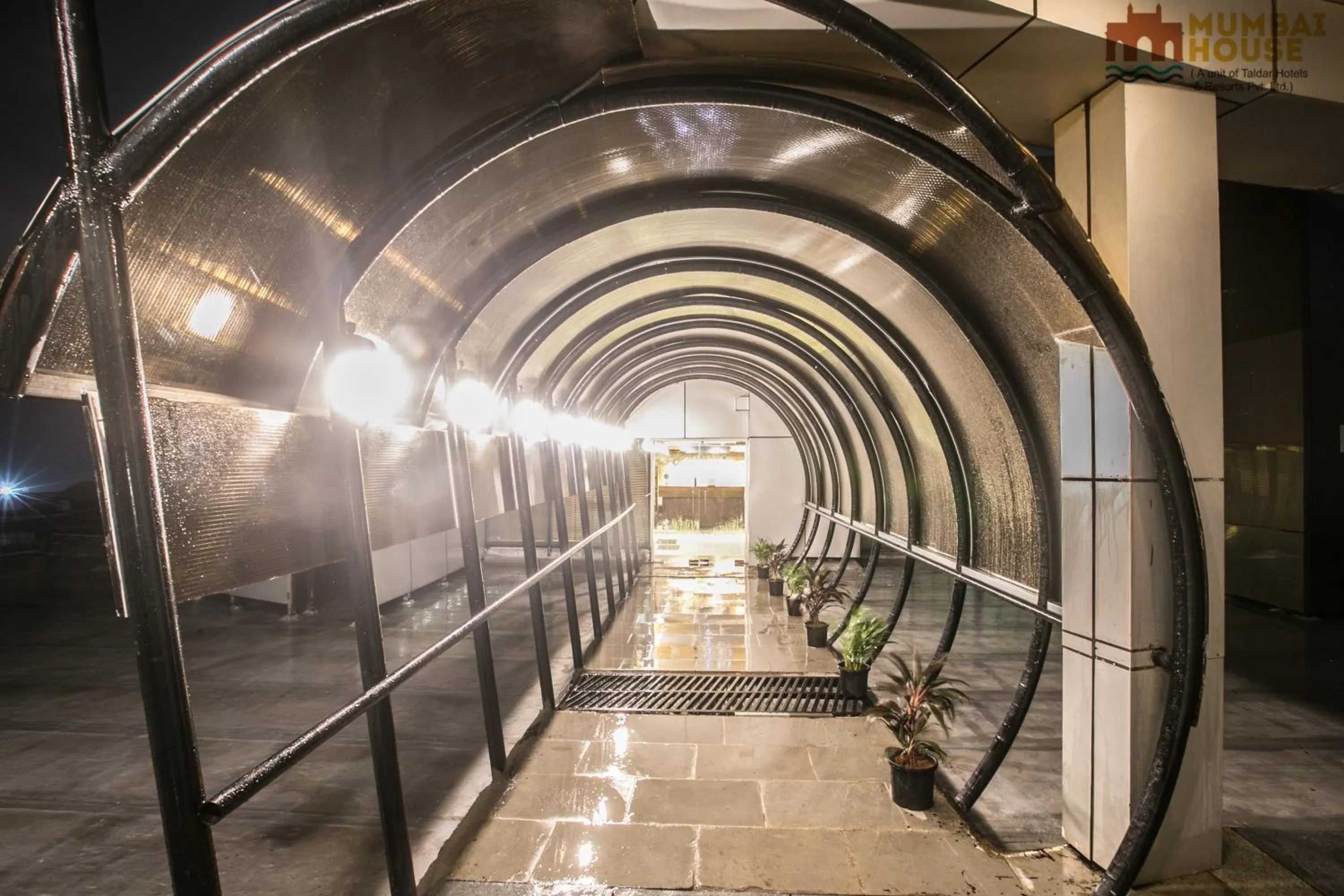 Lobby or reception in Hotel Mumbai House Airoli, Navi Mumbai