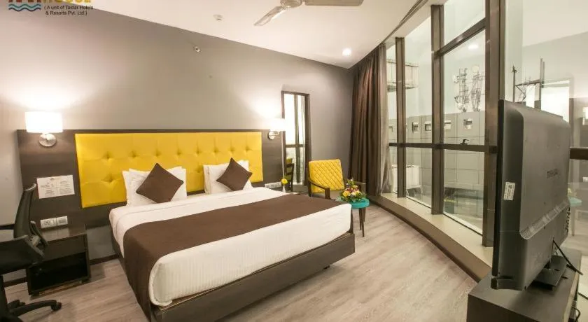 Hotel Mumbai House Airoli, Navi Mumbai