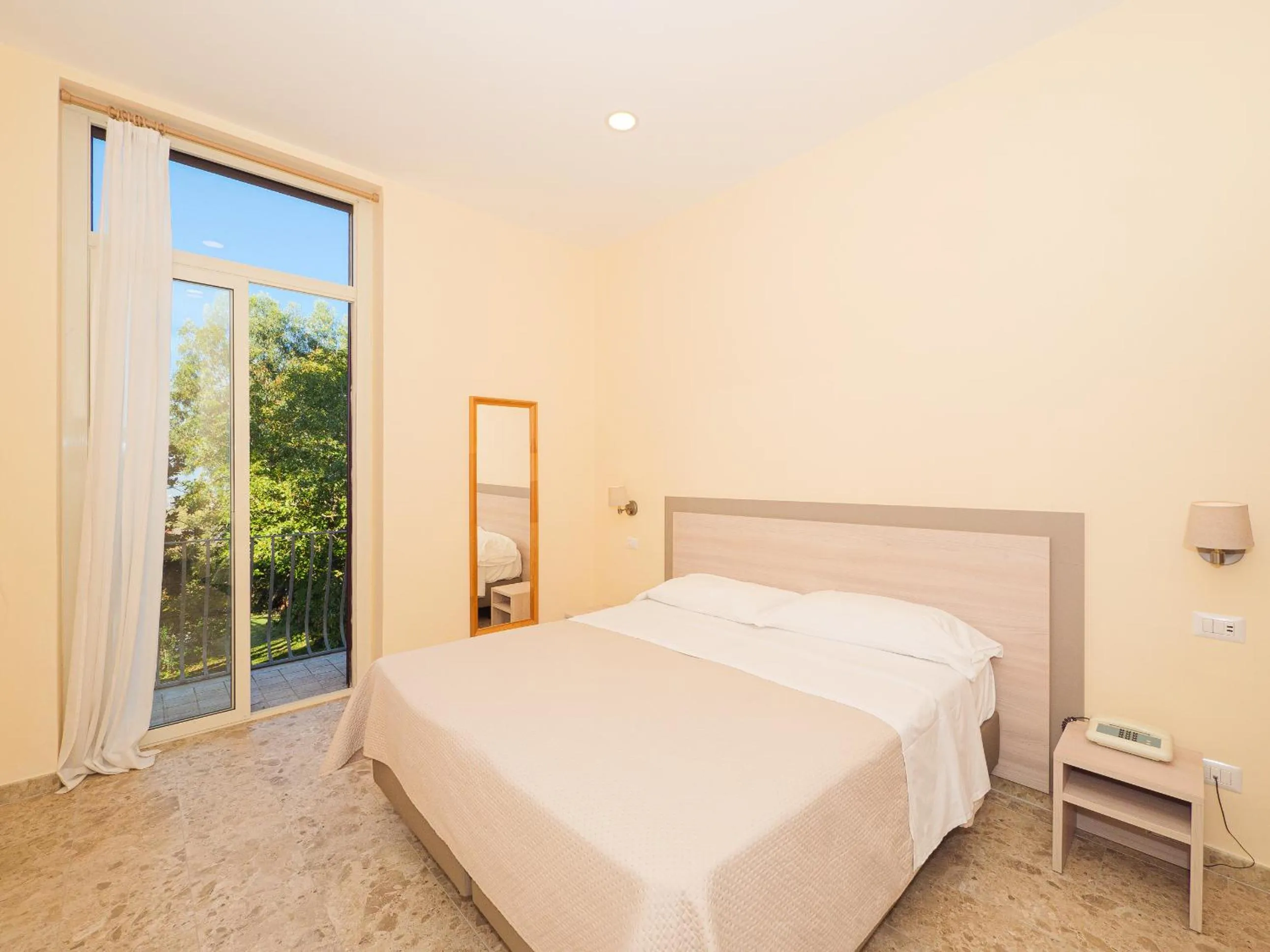 Bed in Hotel Delle Palme