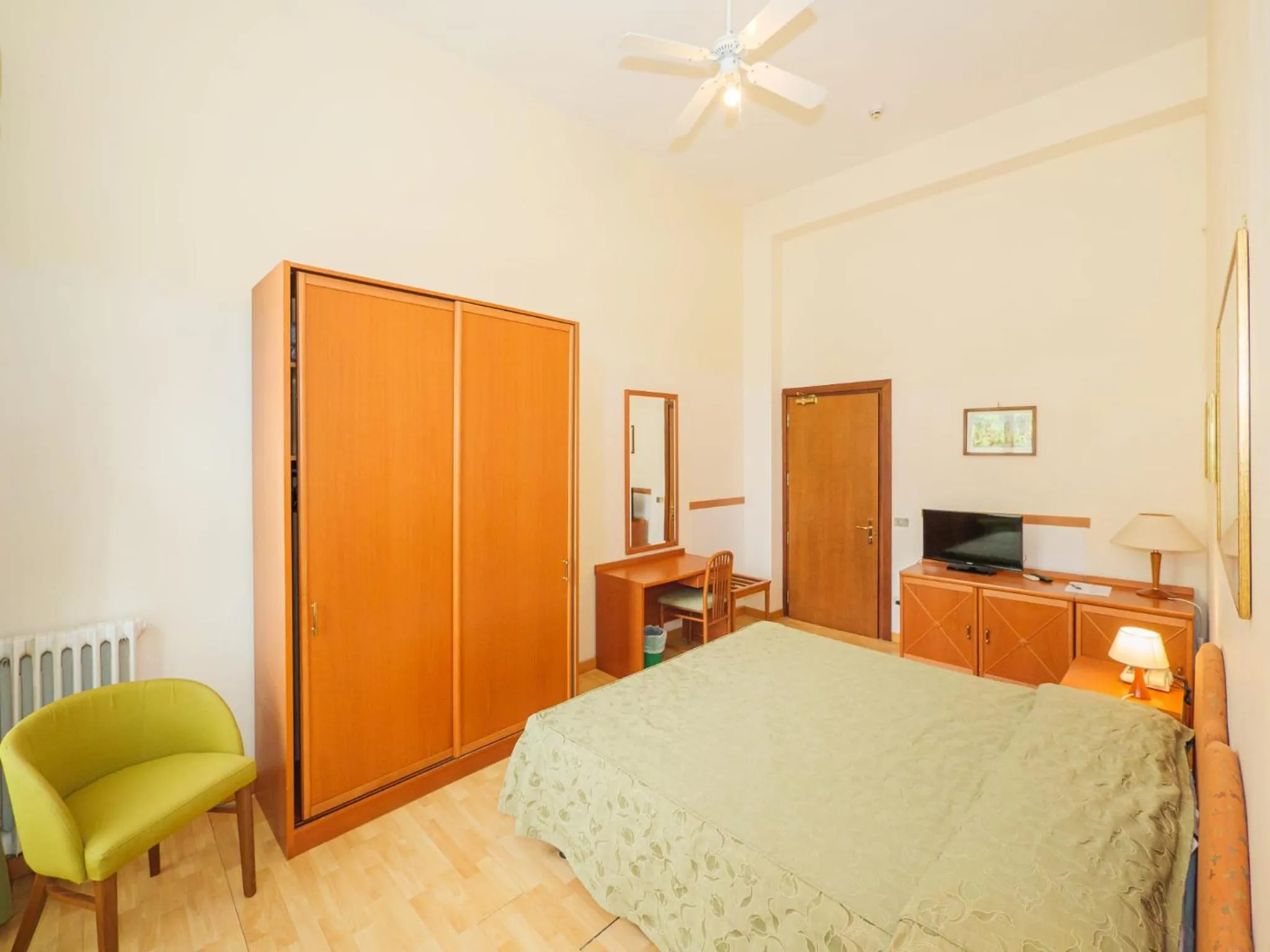 Bed in Hotel Delle Palme