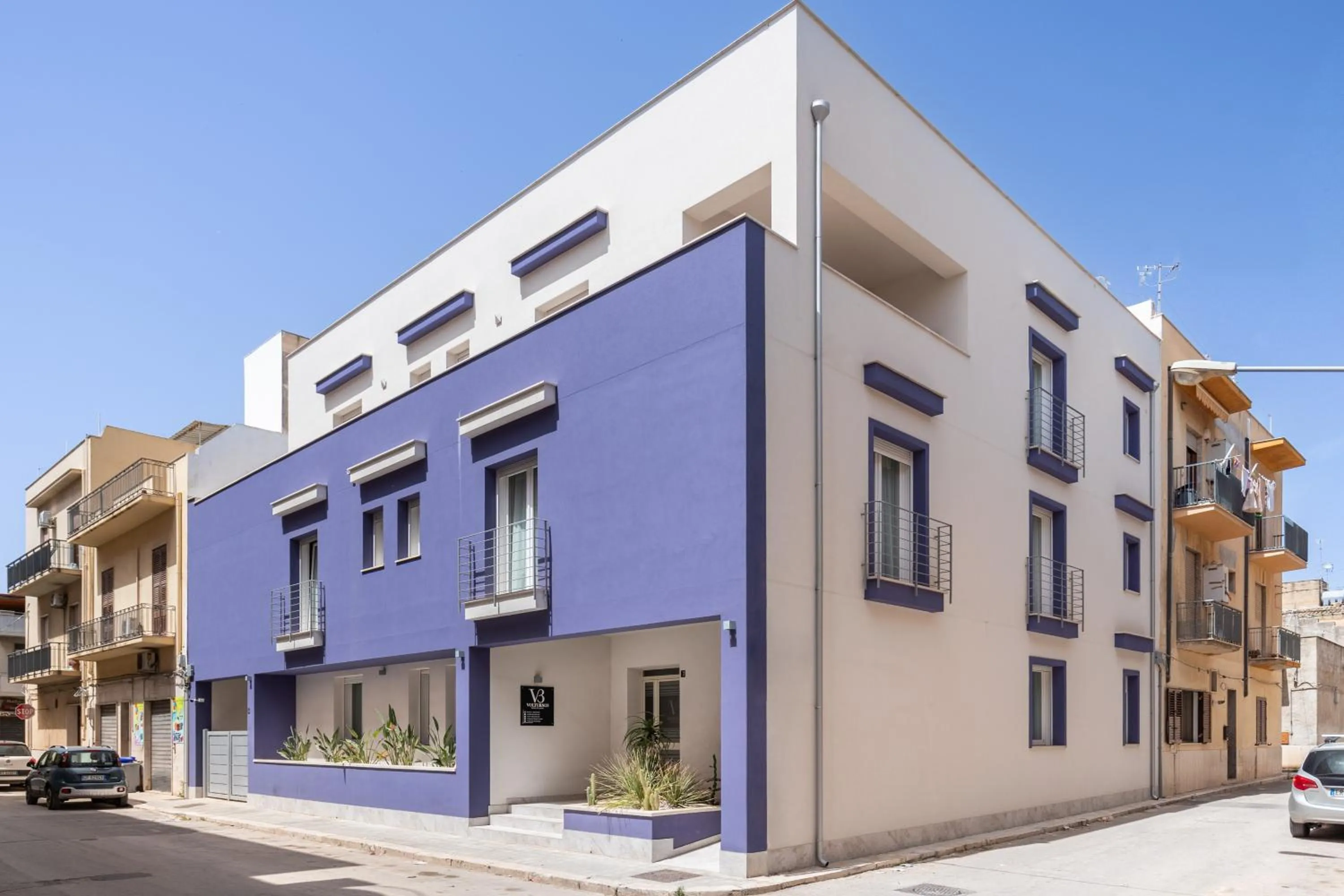 Property building in Volturno3 Suites & more