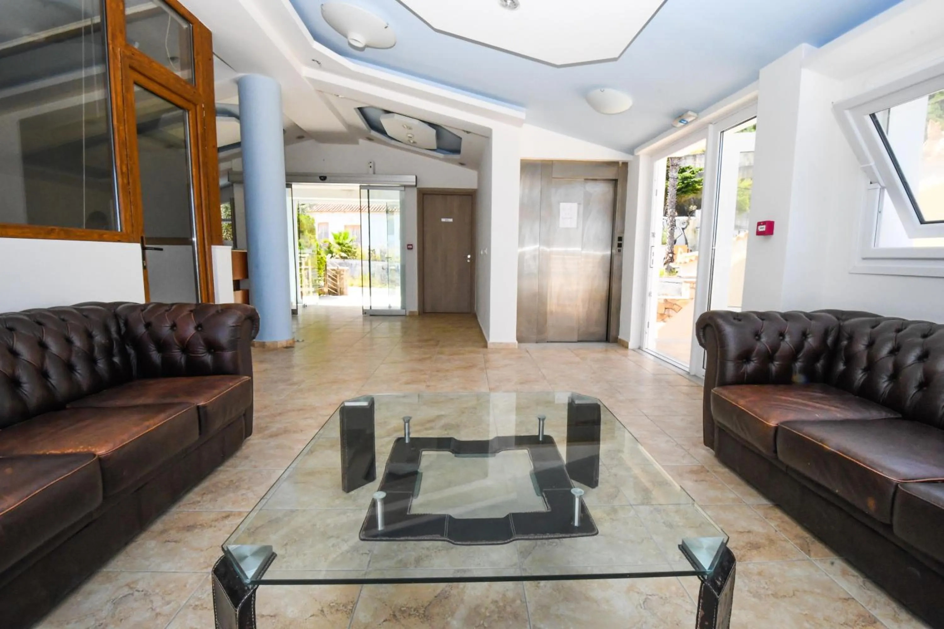 Lobby or reception in Nefeli Beach - living by the sea