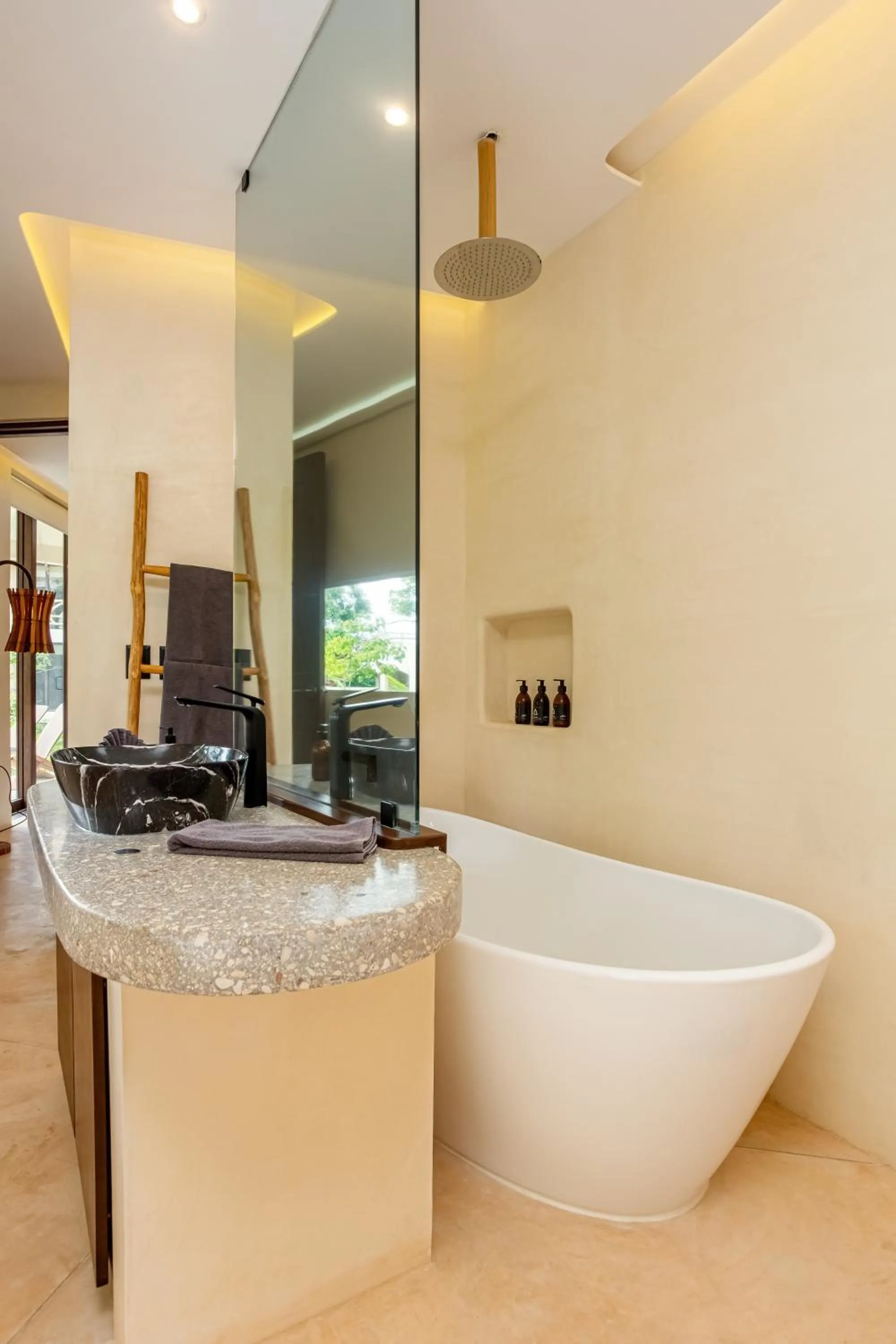 Shower in Kan Tulum Hotel