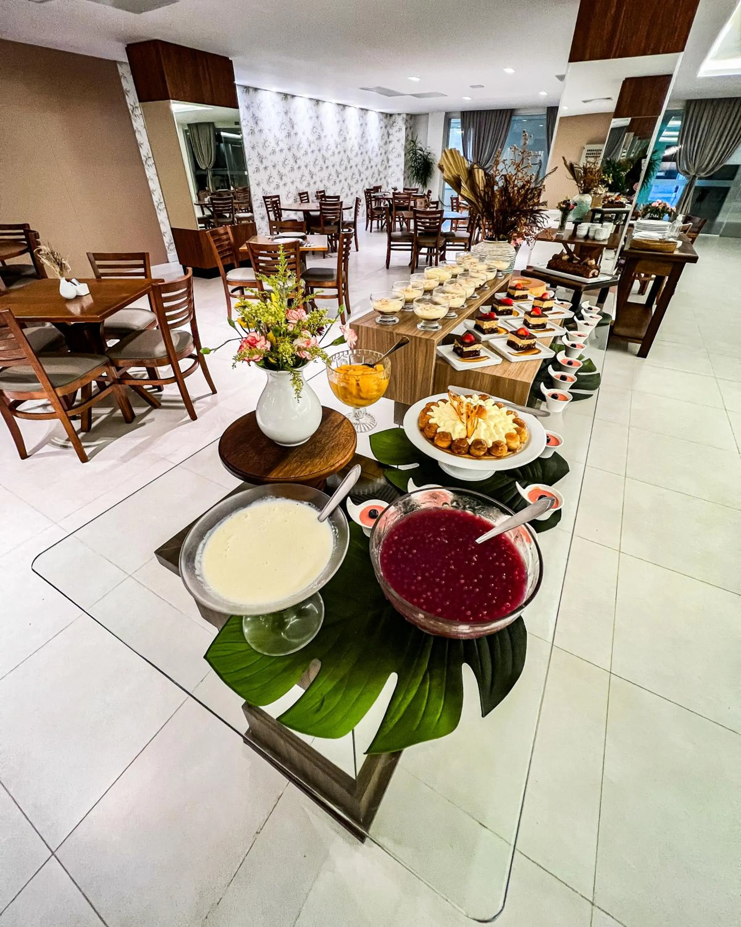 Food in Resort Ecoar