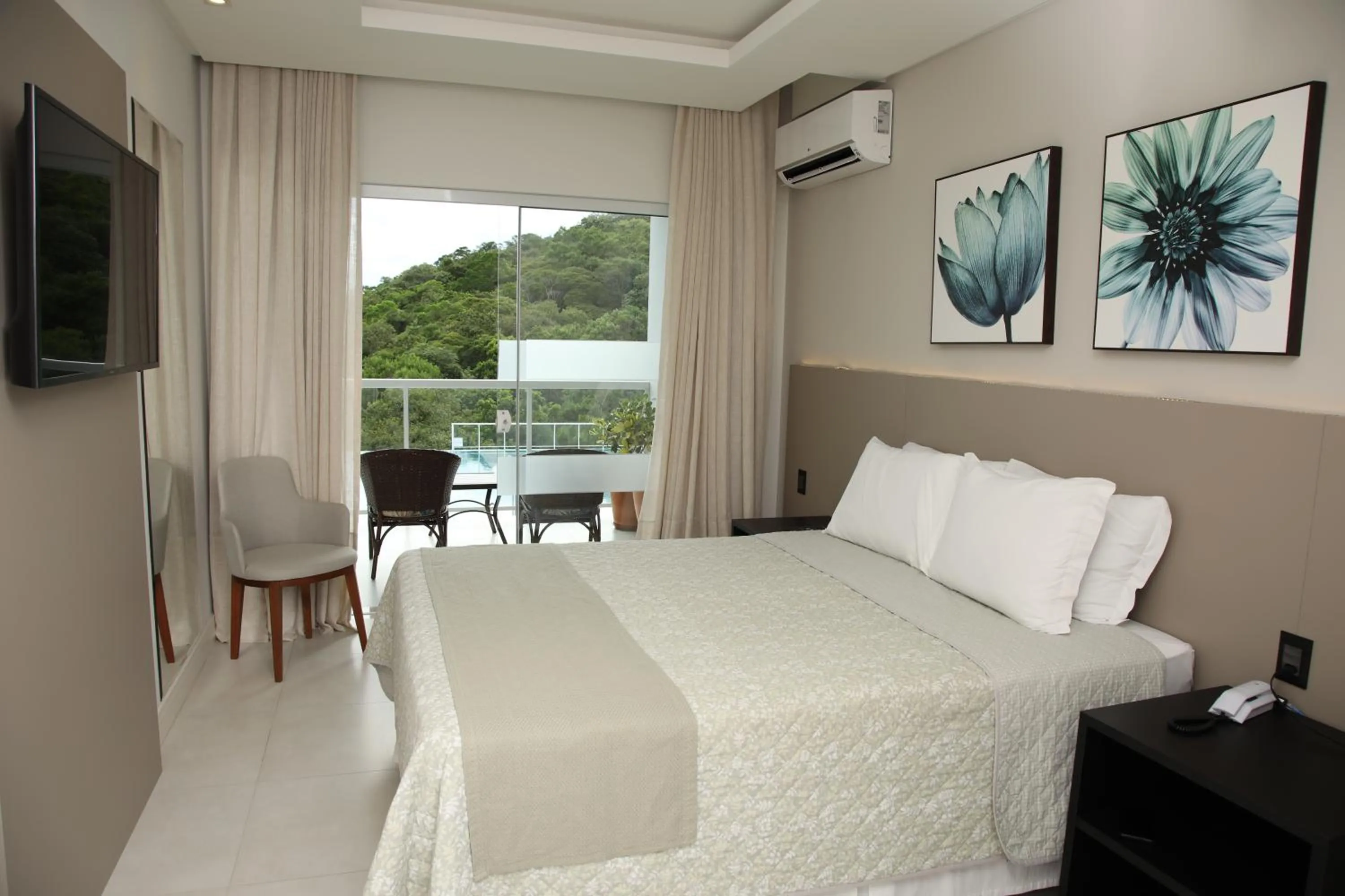 Photo of the whole room, Bed in Resort Ecoar