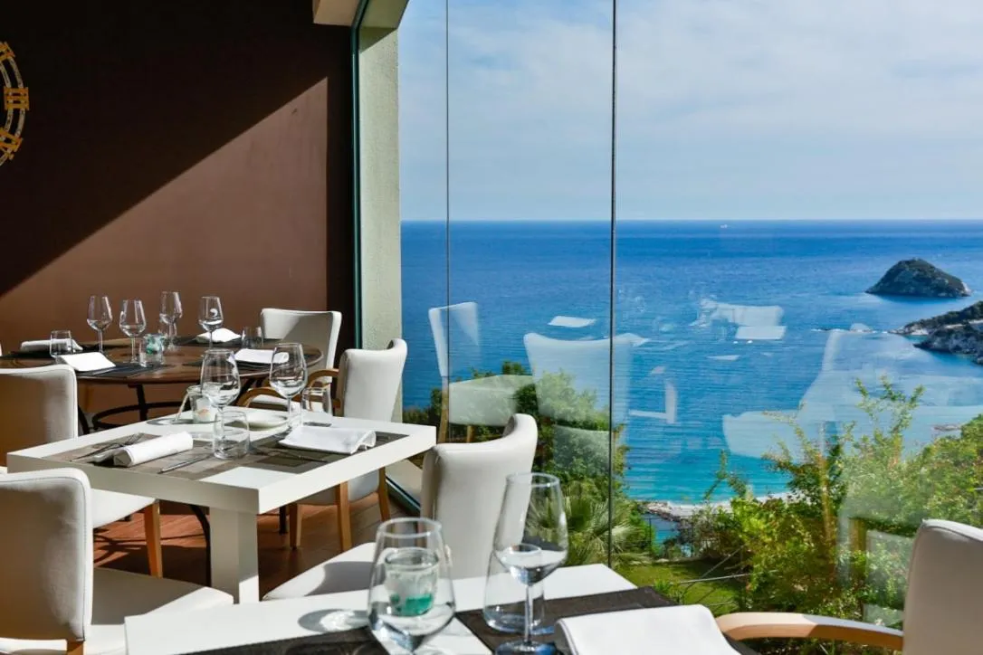 Restaurant/places to eat in Dominio Mare Resort & SPA