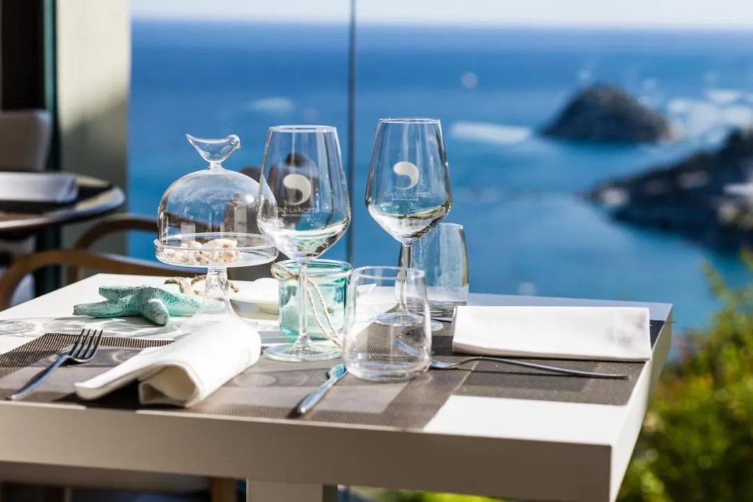 Restaurant/places to eat in Dominio Mare Resort & SPA
