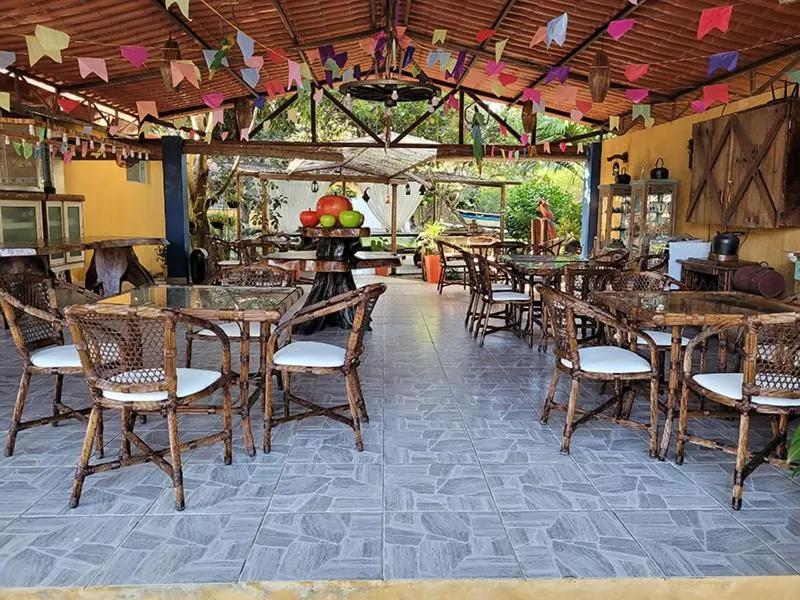 Restaurant/places to eat in Pousada Beach Bahia