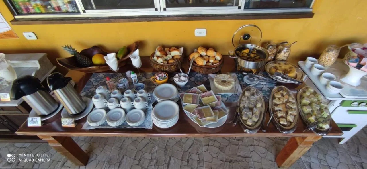 Buffet breakfast in Pousada Beach Bahia