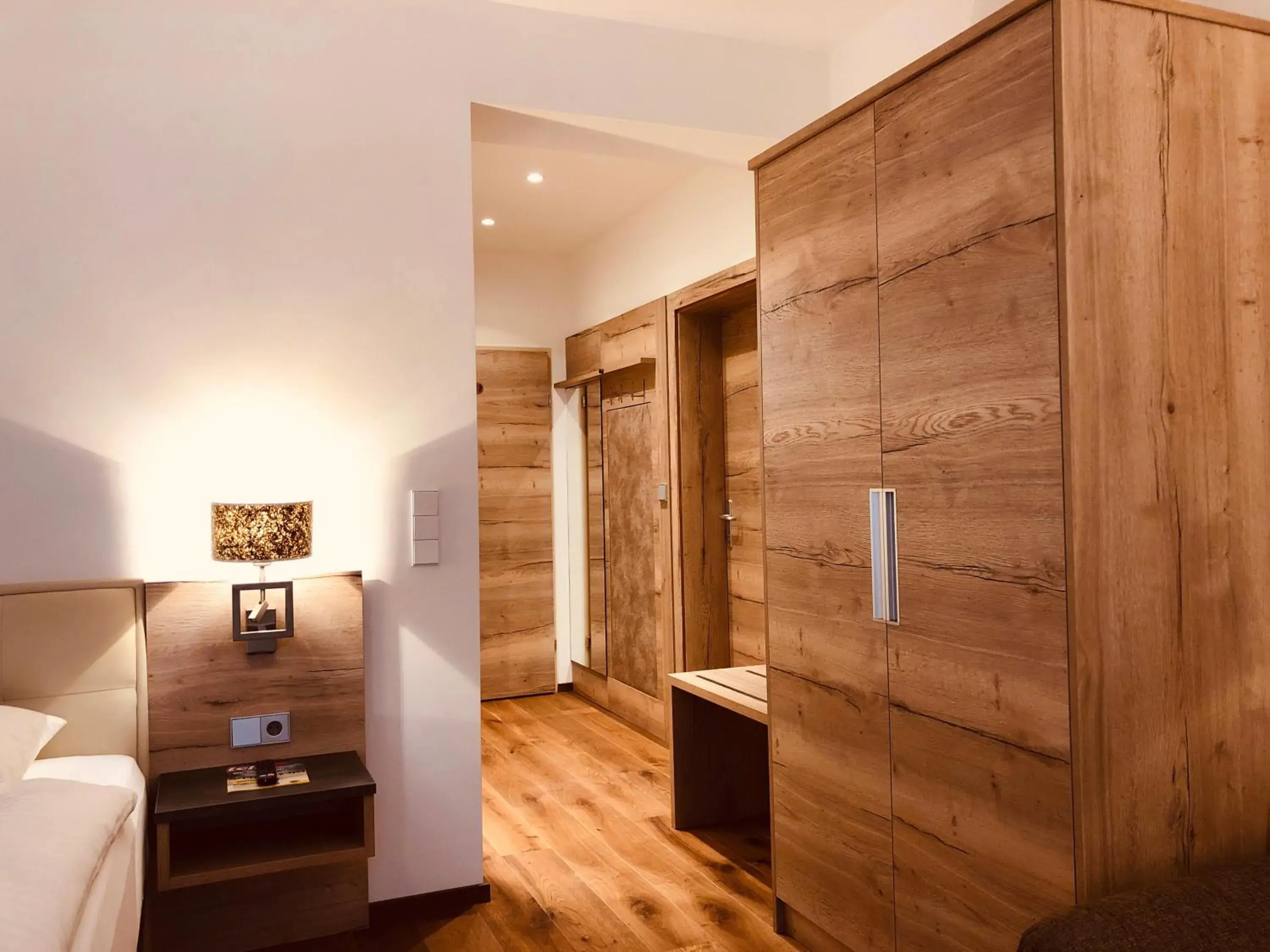 Photo of the whole room, Bed in Familie Hopfeld - Hotel Dreikönigshof Photo of the whole room, Bed in Familie Hopfeld - Hotel Dreikönigshof