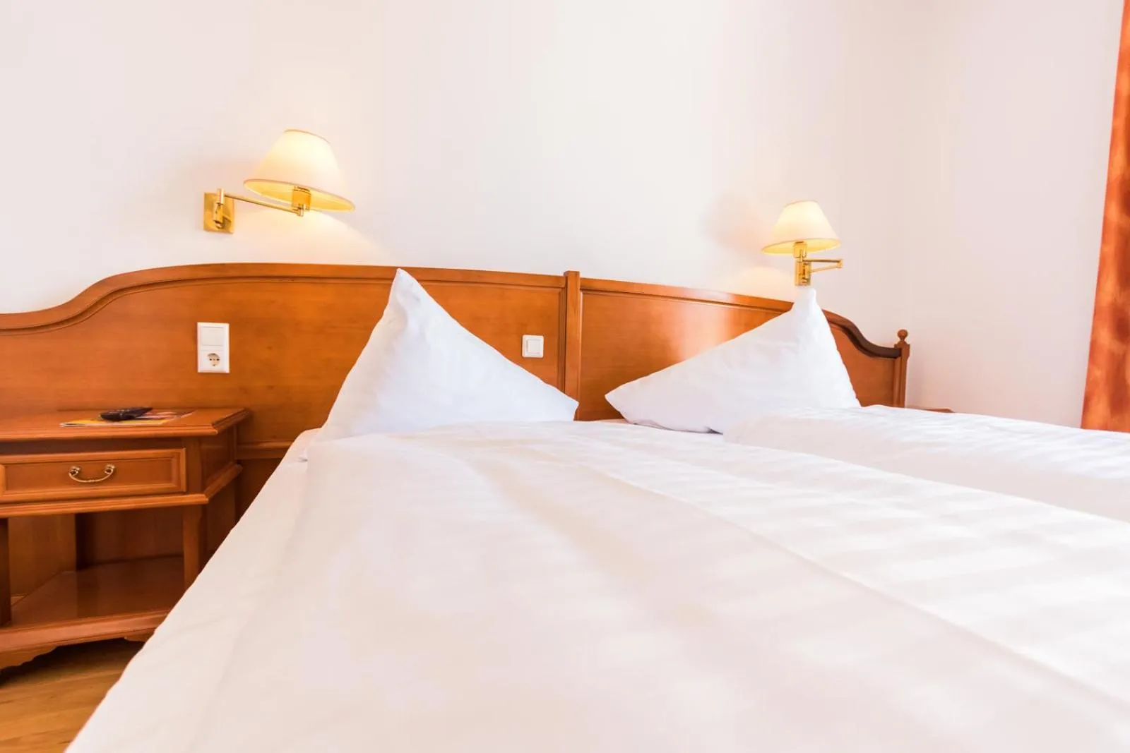 Photo of the whole room, Bed in Familie Hopfeld - Hotel Dreikönigshof