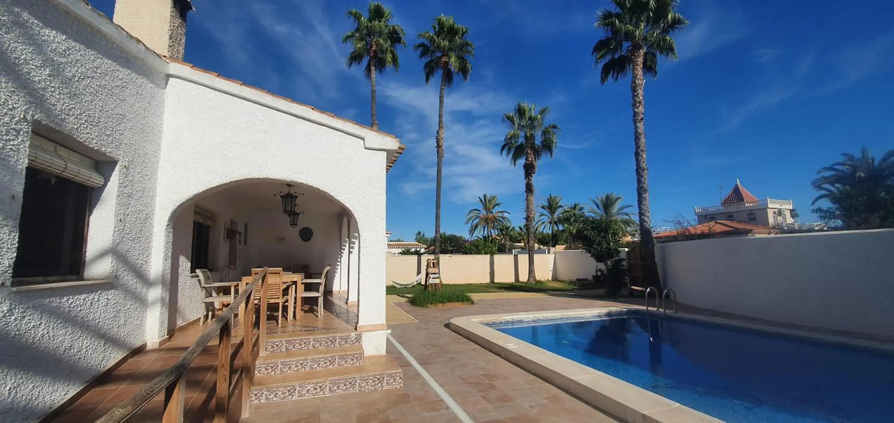 Property building in ZENIA HOSTEL Property building in ZENIA HOSTEL