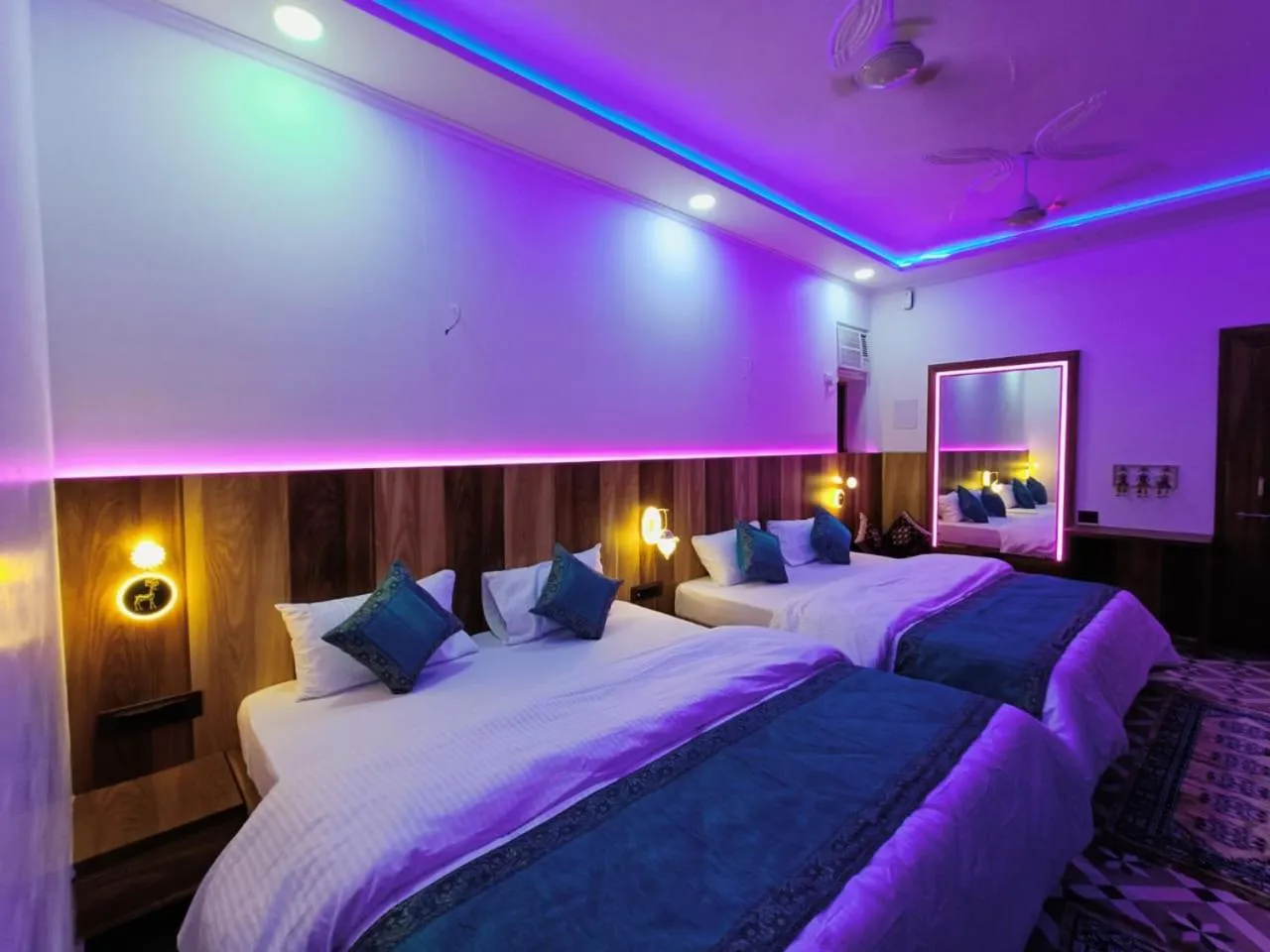 Bed in Gypsy Diaries Varanasi