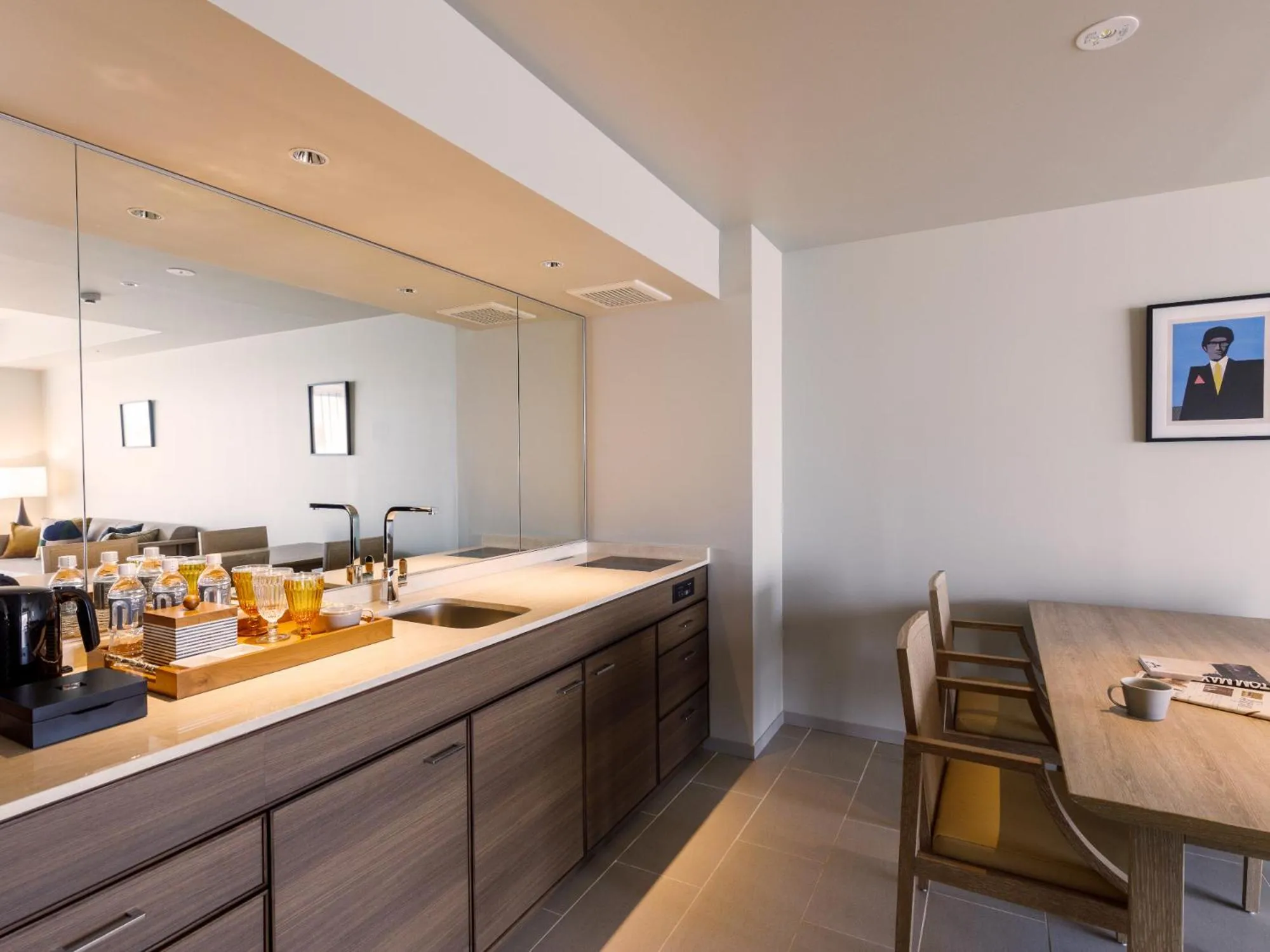 Kitchen or kitchenette in MB GALLERY CHATAN by THE TERRACE HOTELS