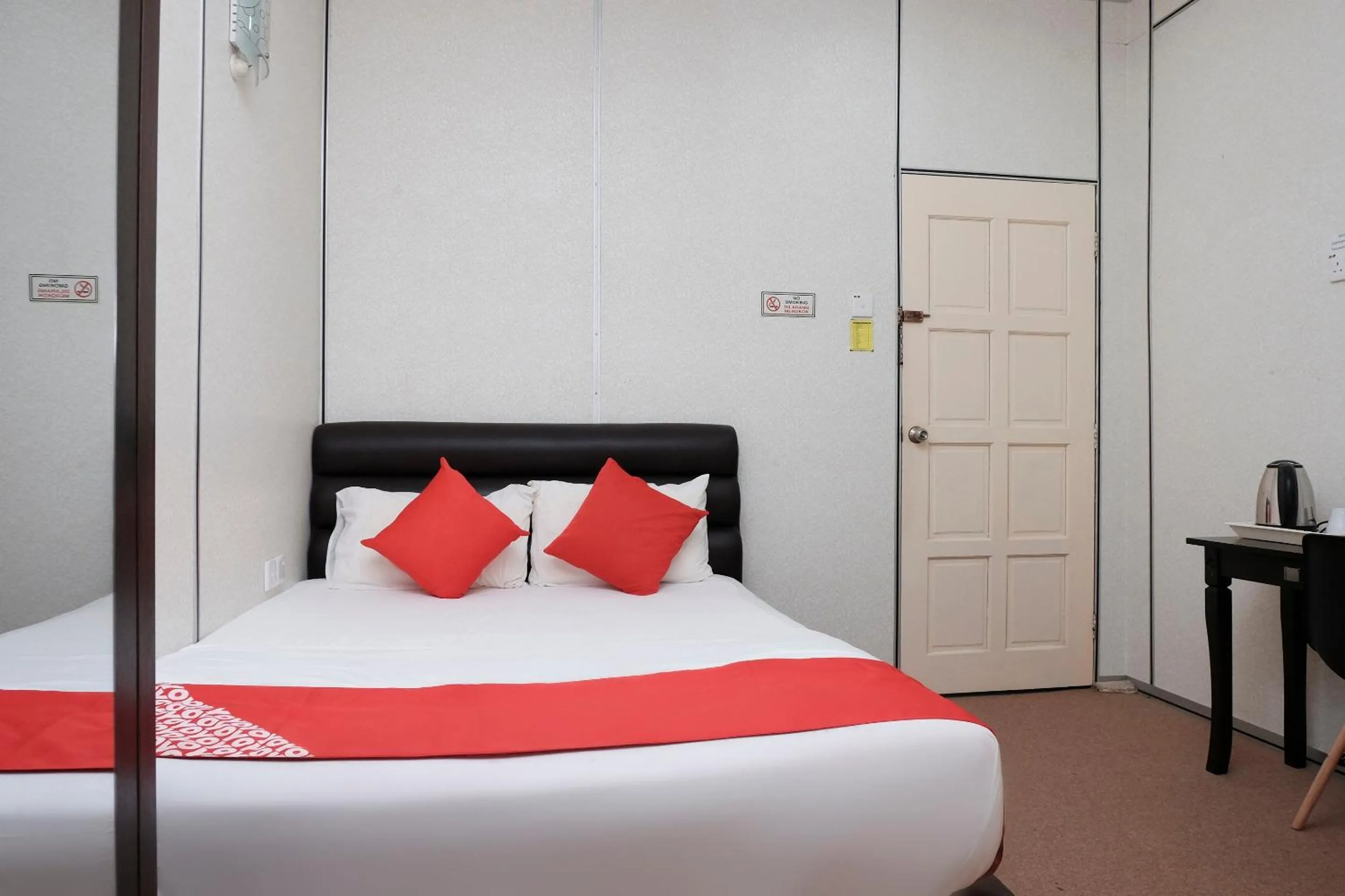 Bedroom, Bed in OYO 90180 Gemilang Hotel Kerteh