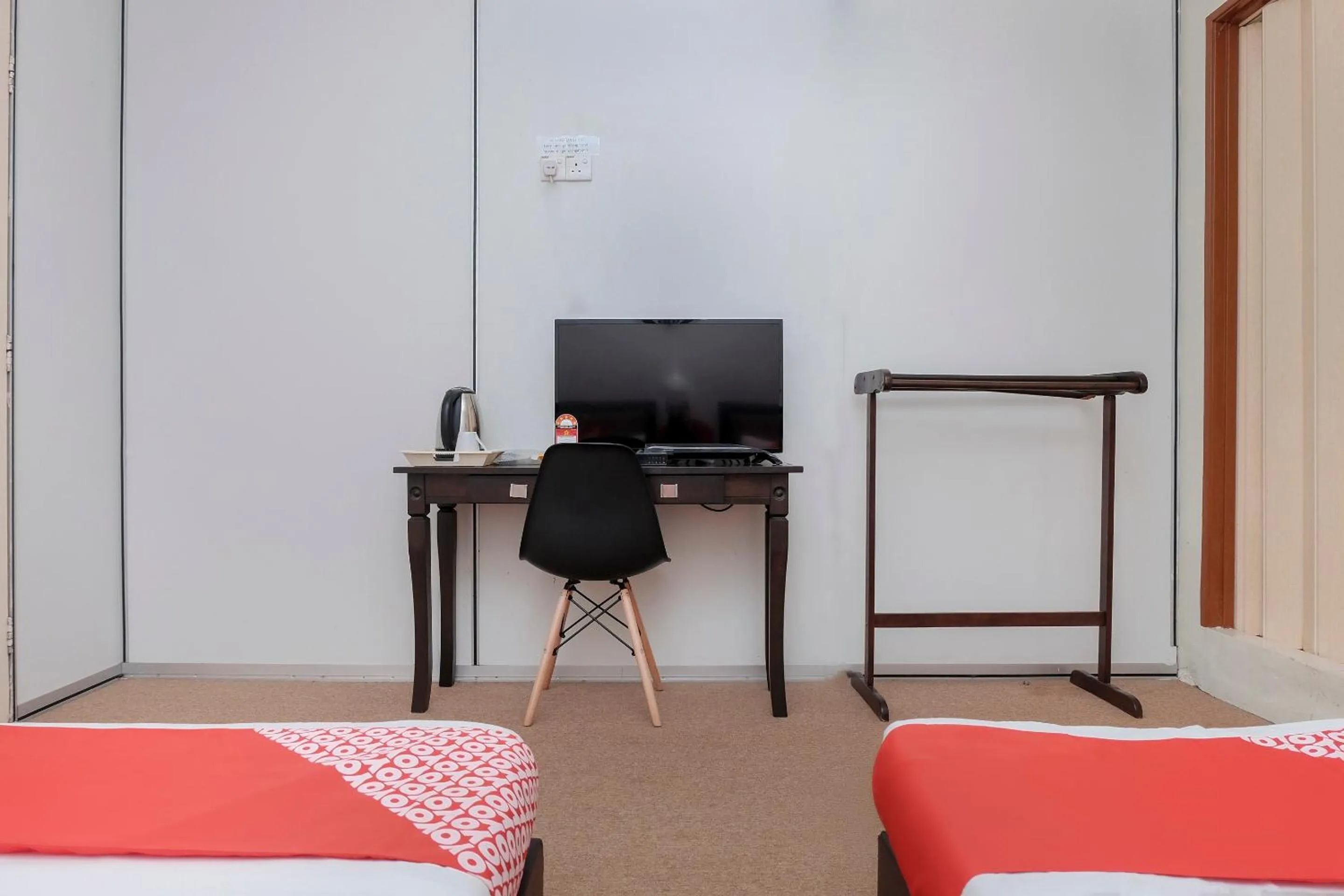 Bedroom, Bed in OYO 90180 Gemilang Hotel Kerteh