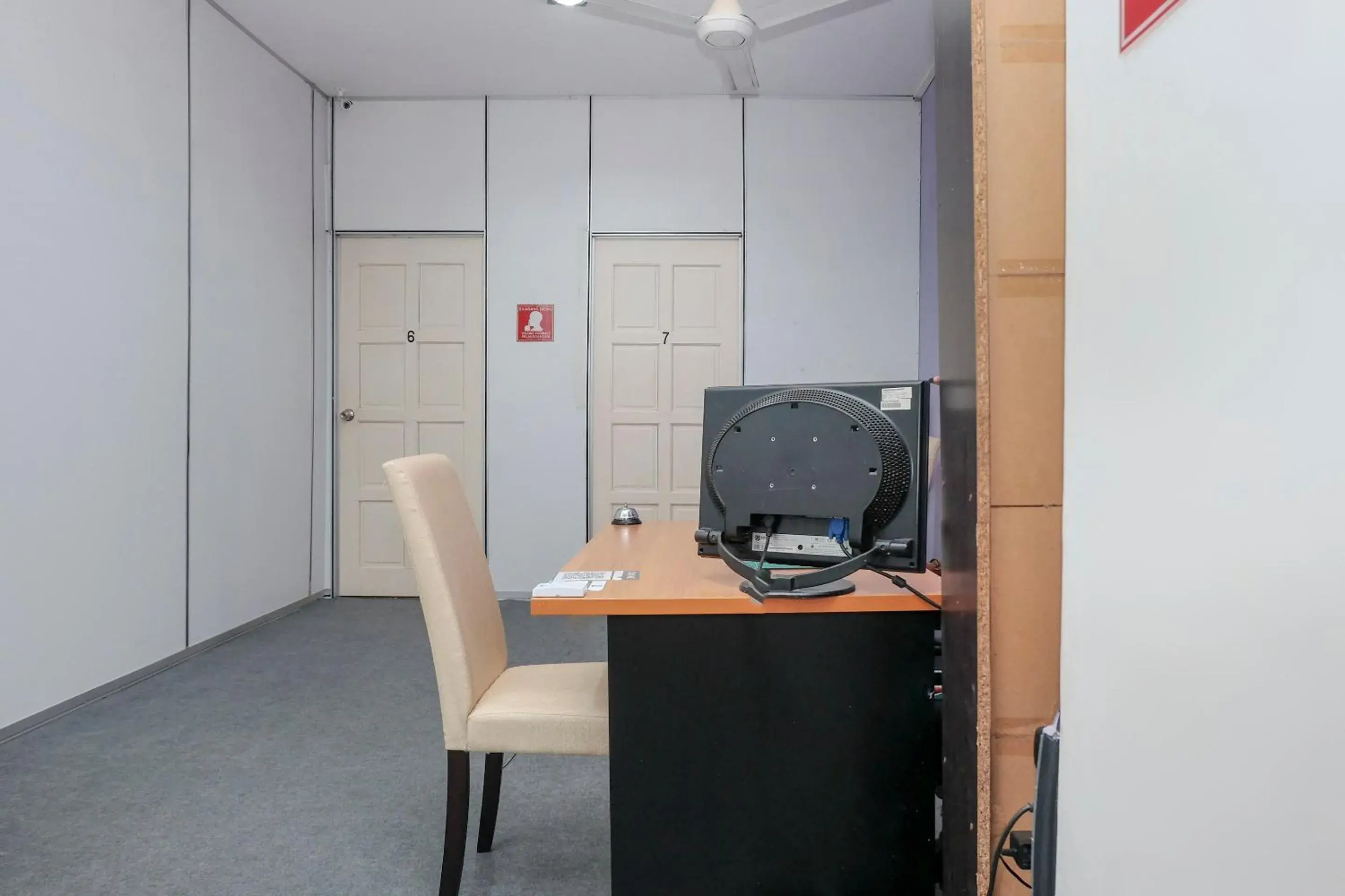 Lobby or reception in OYO 90180 Gemilang Hotel Kerteh Lobby or reception in OYO 90180 Gemilang Hotel Kerteh