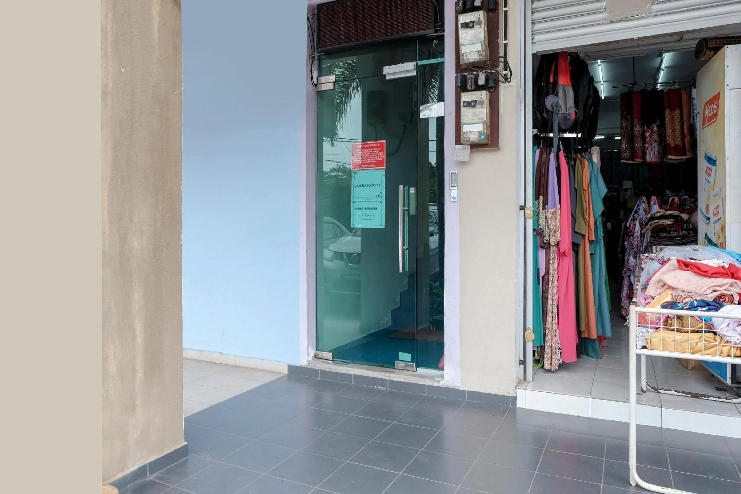 Facade/entrance in OYO 90180 Gemilang Hotel Kerteh