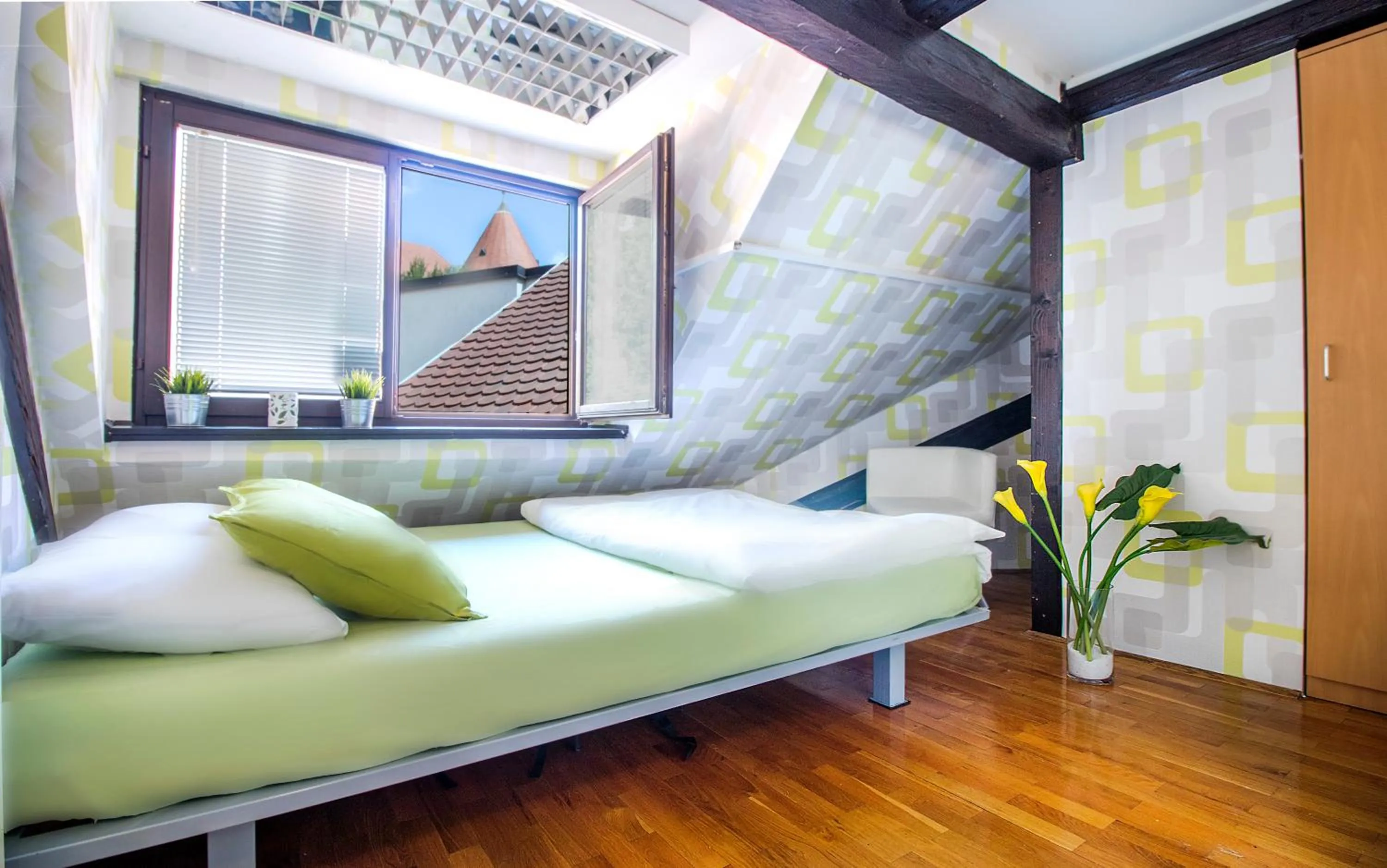 Bed in Hostel Centar