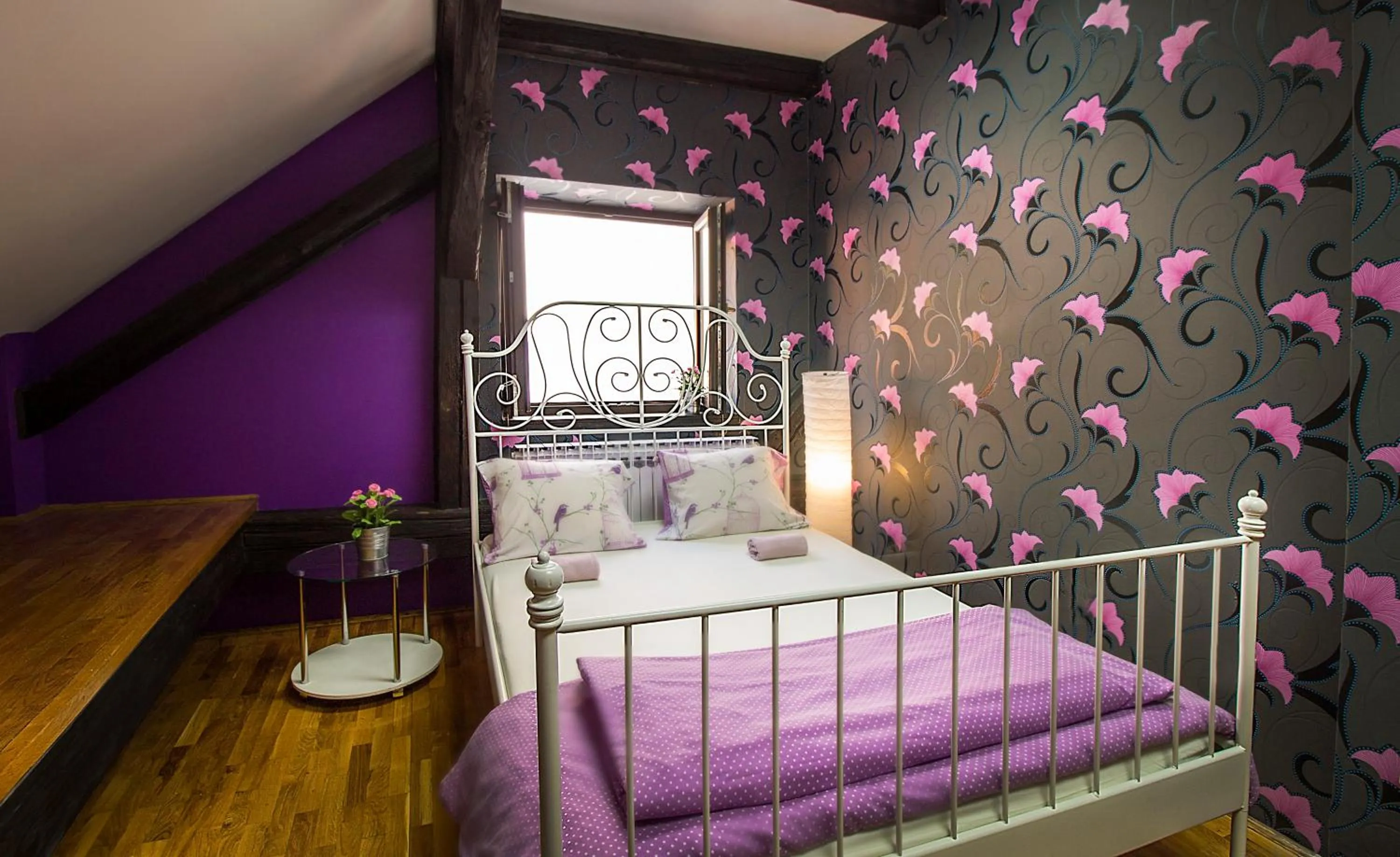 Bed in Hostel Centar