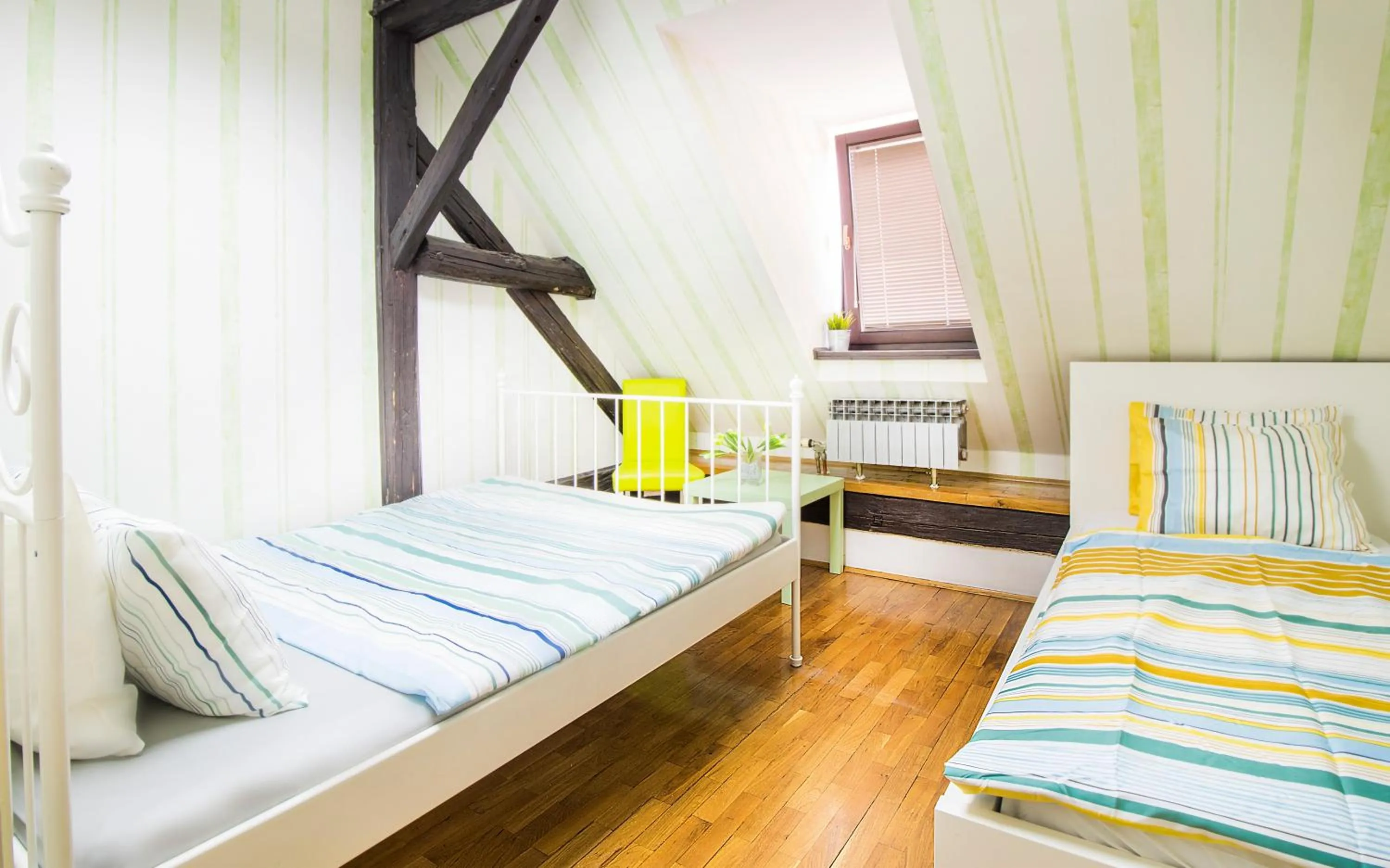 Bed in Hostel Centar