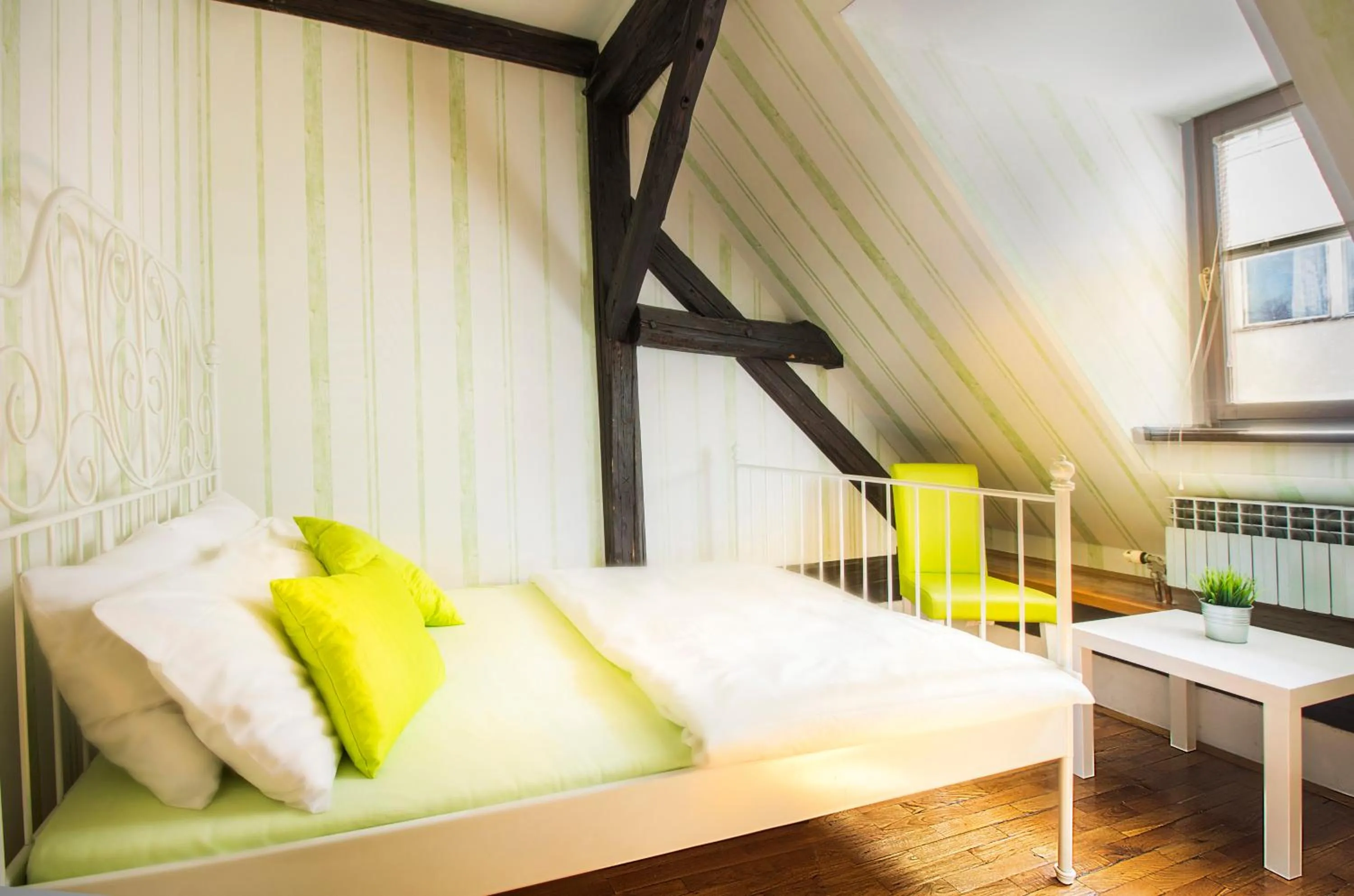 Bed in Hostel Centar