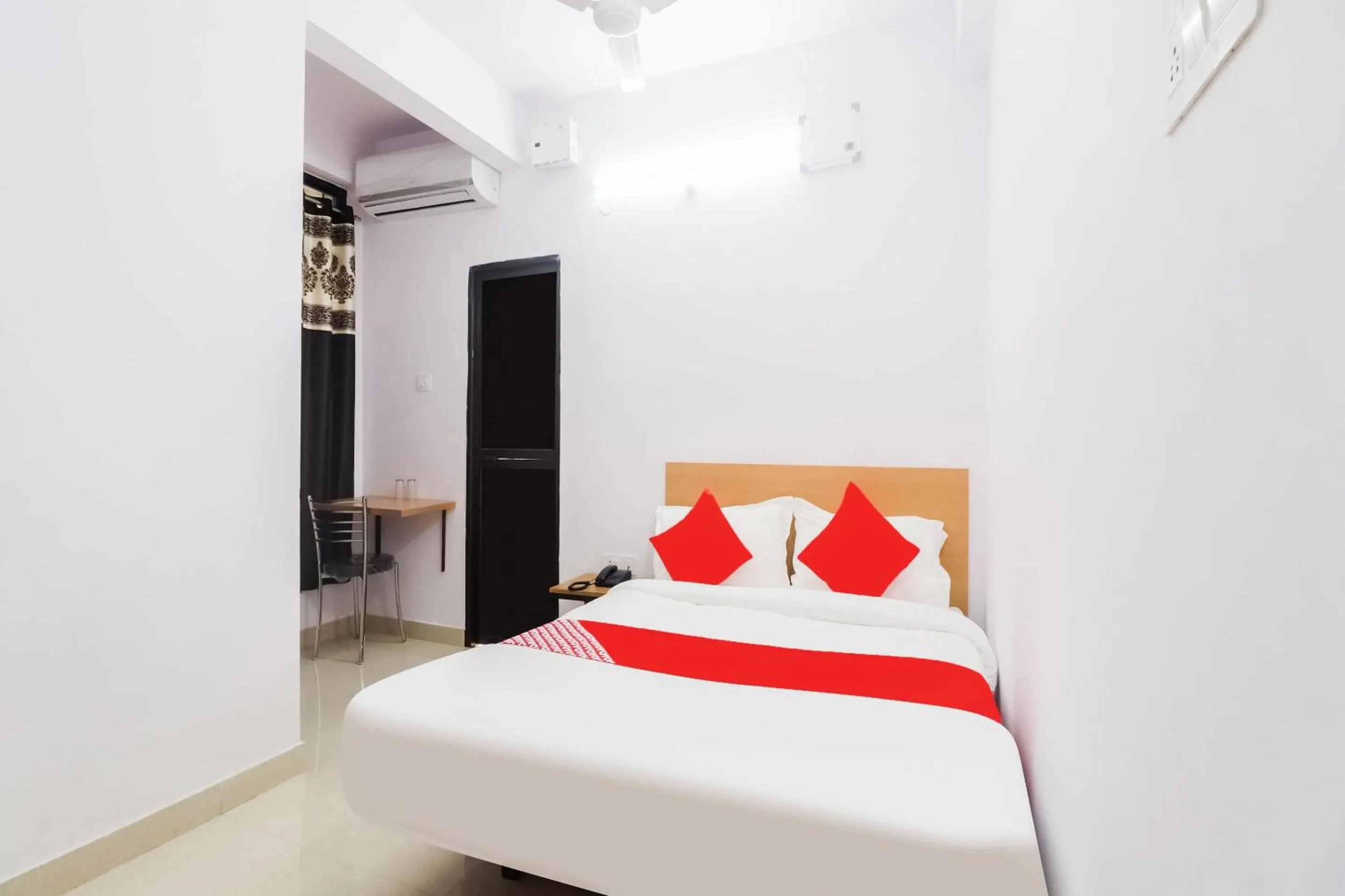 Bedroom, Bed in Hotel O Dream Inn