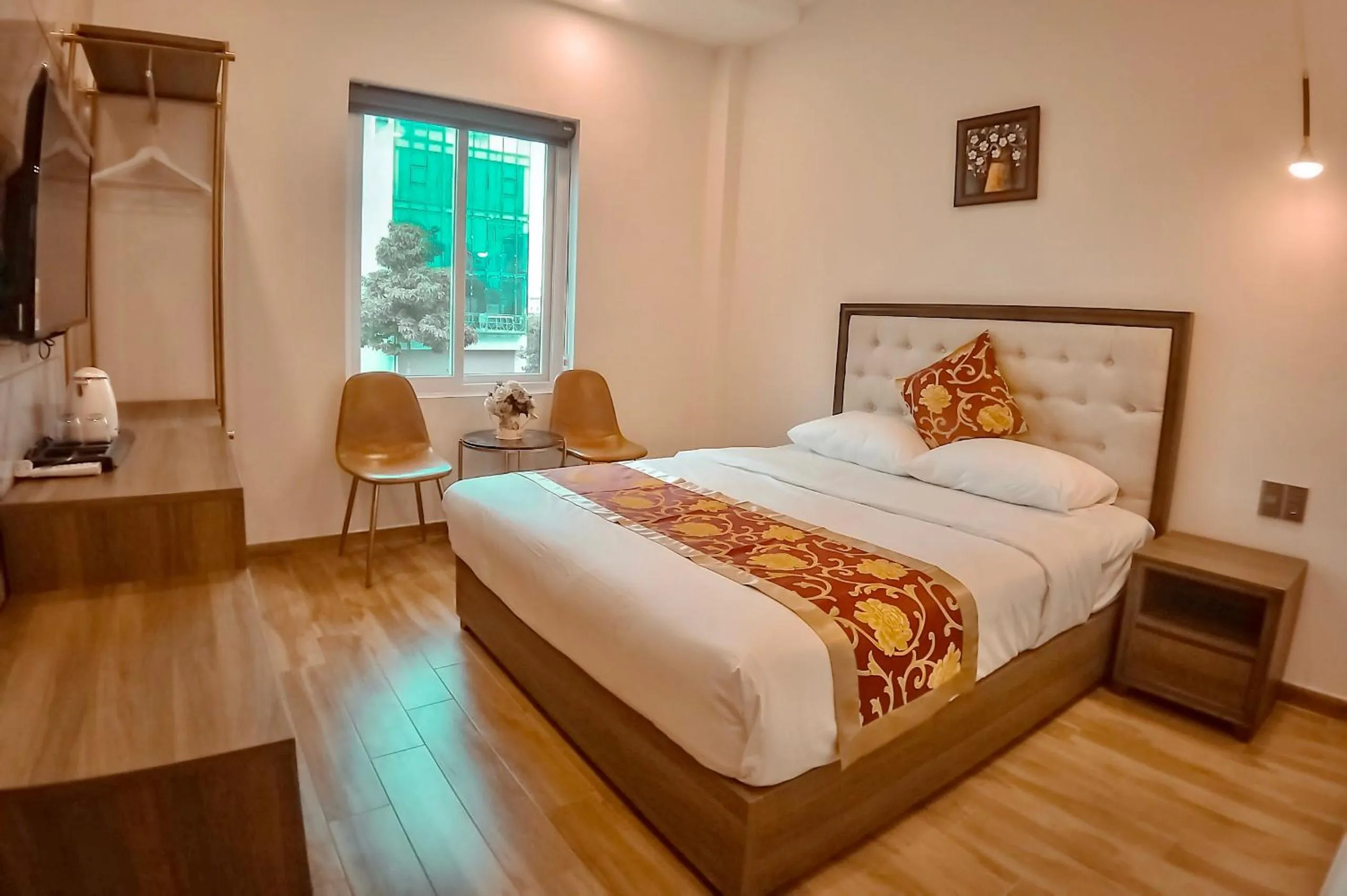 Bedroom, Bed in Swan Hotel