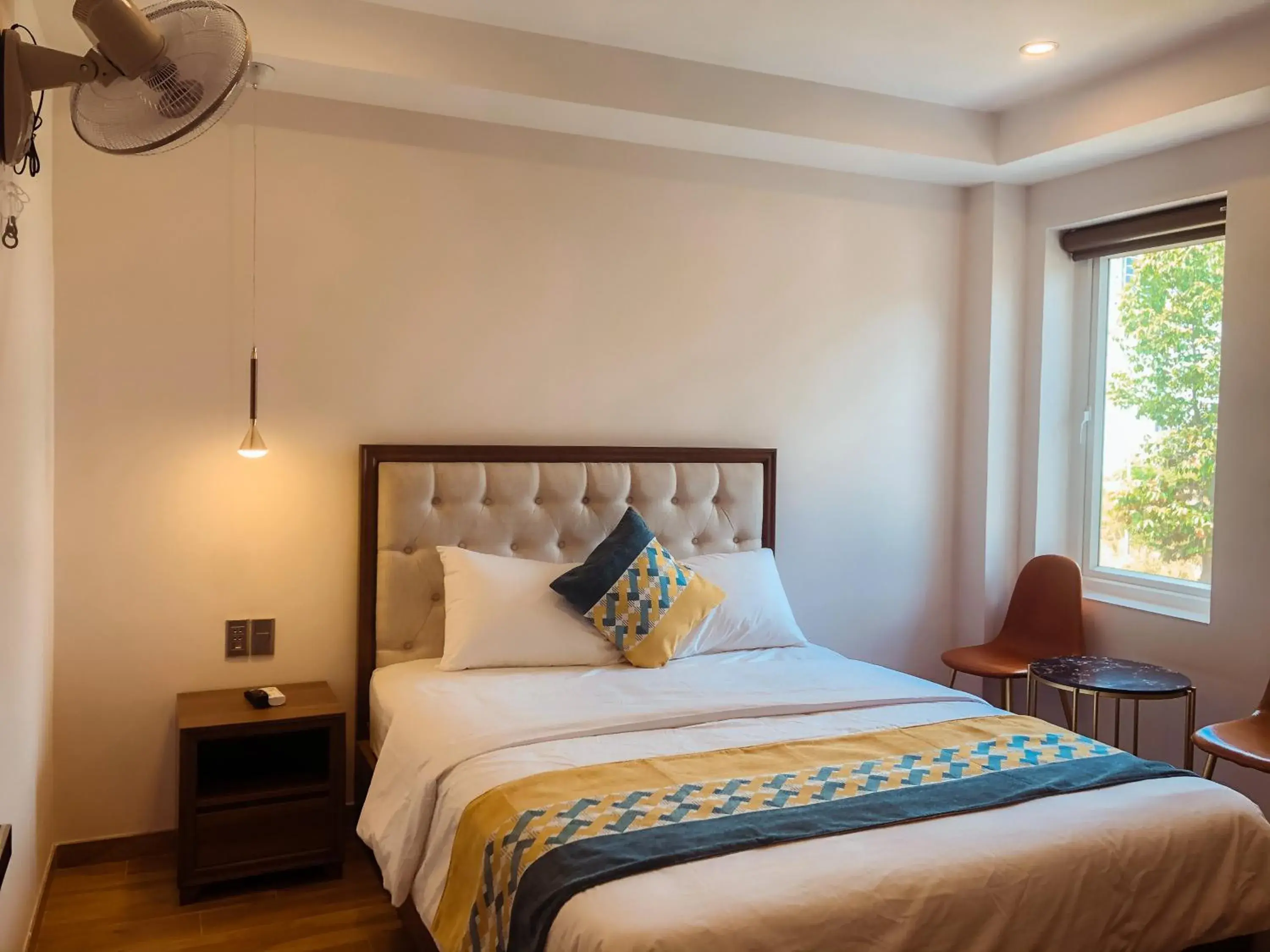 Bedroom, Bed in Swan Hotel Bedroom, Bed in Swan Hotel