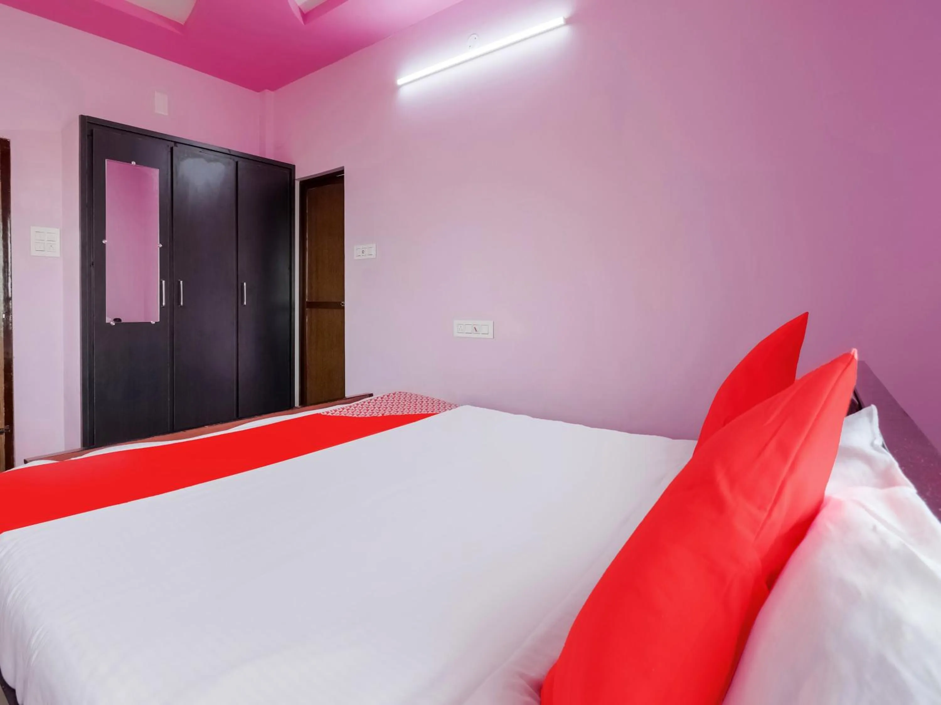 Bedroom in Hotel O Sea Coastal Inn