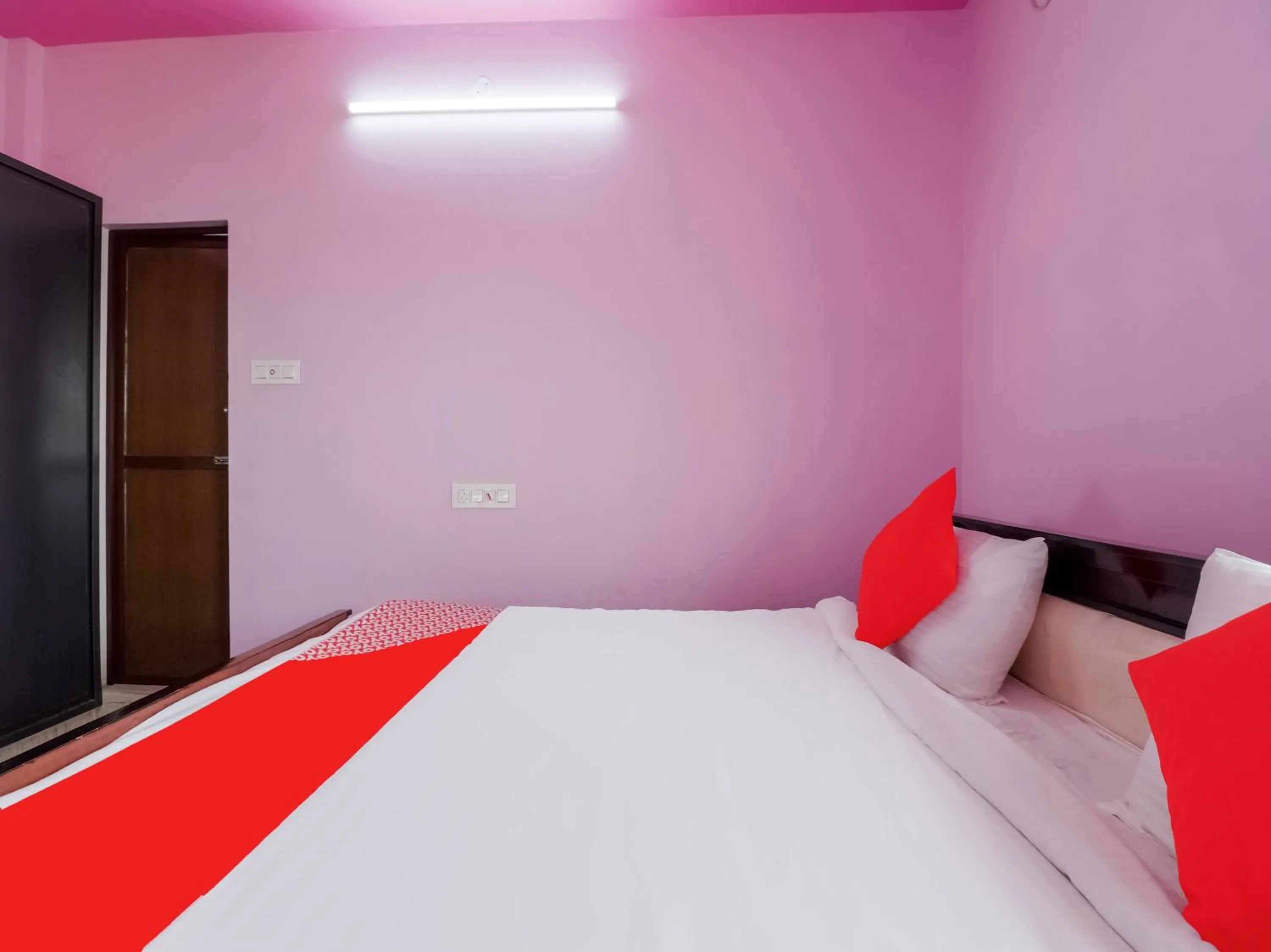 Bedroom in Hotel O Sea Coastal Inn