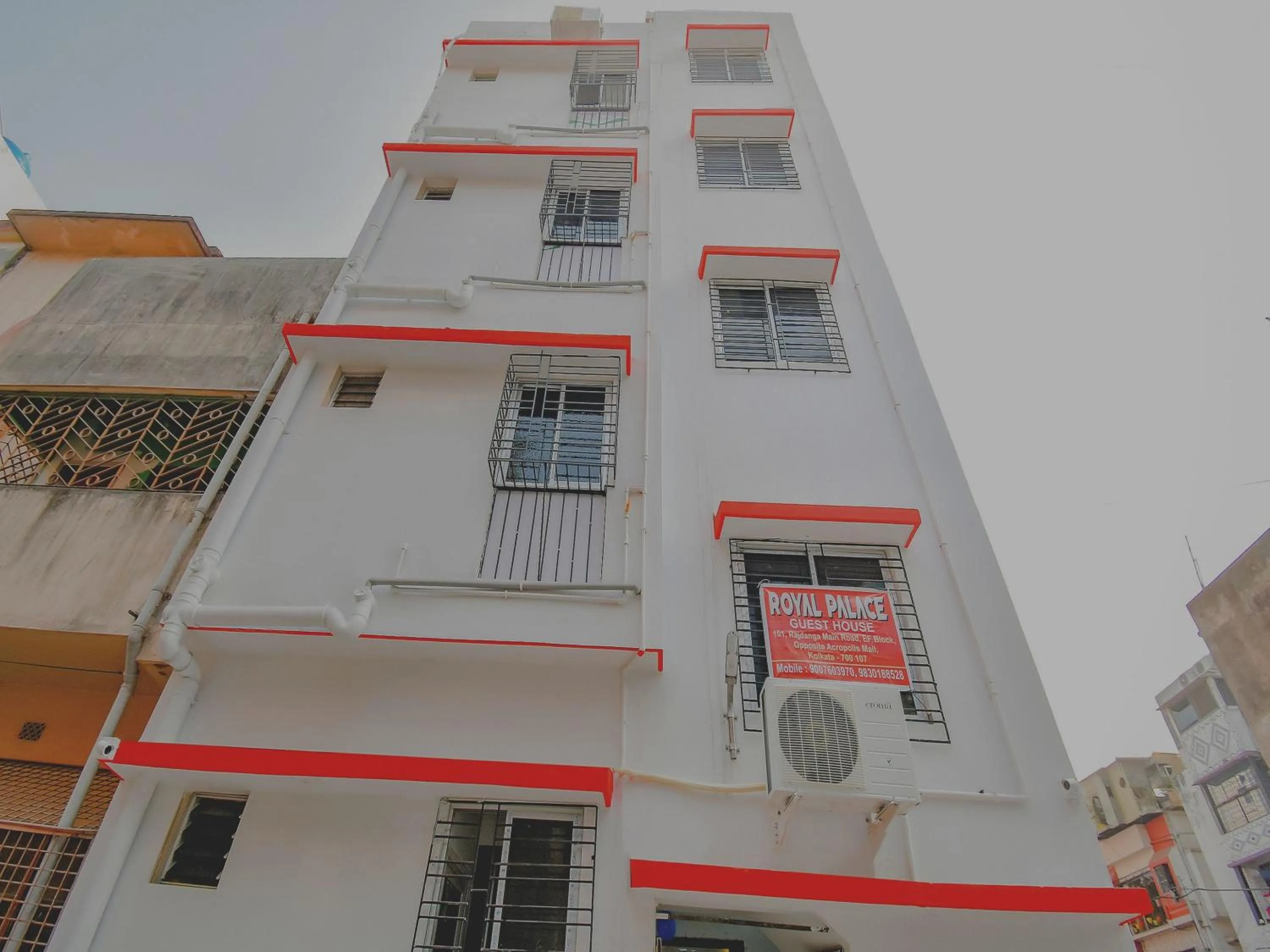 Facade/entrance in Super Hotel O Royal Palace