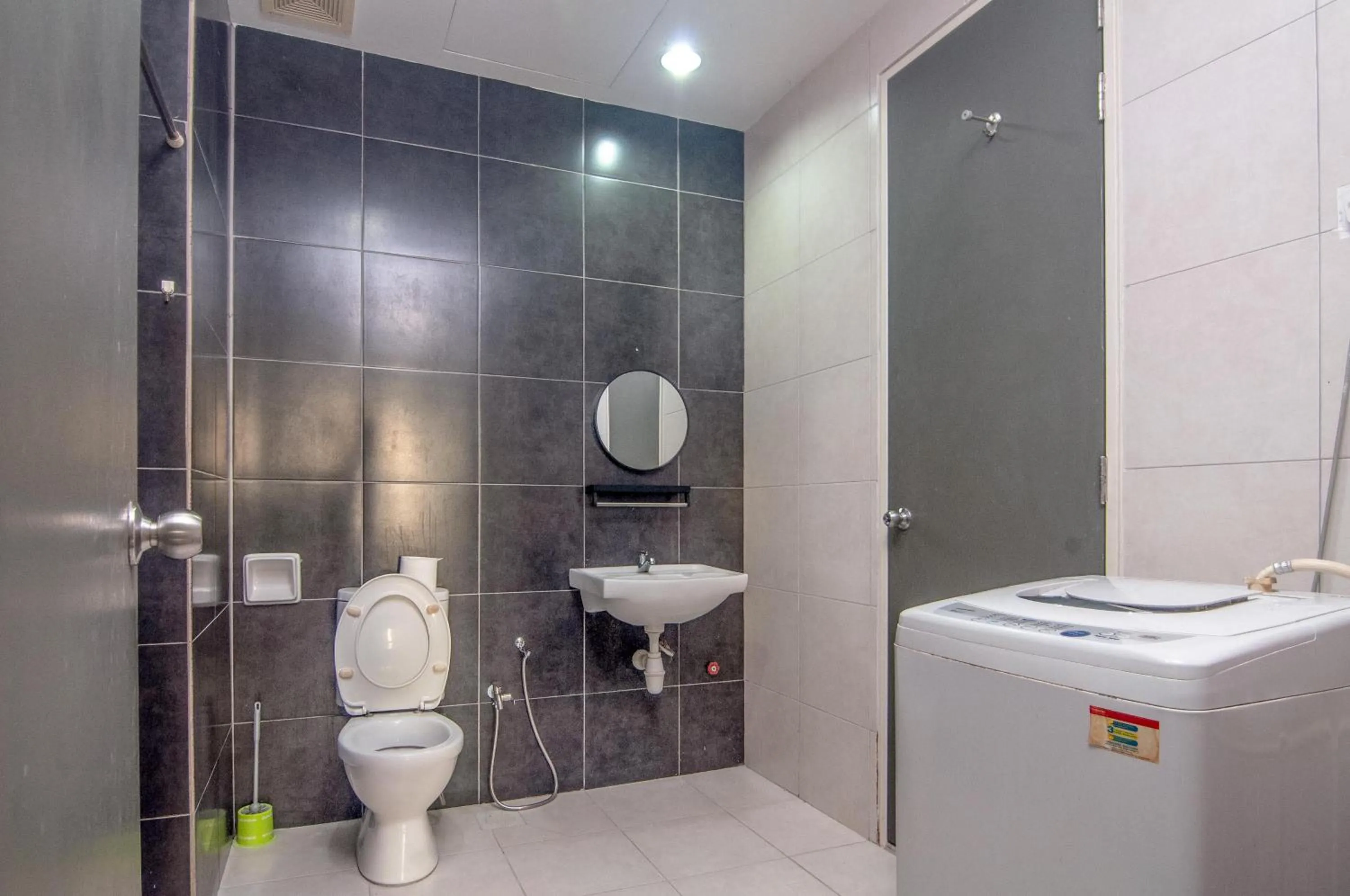 DPULZE Residence By IdealHub