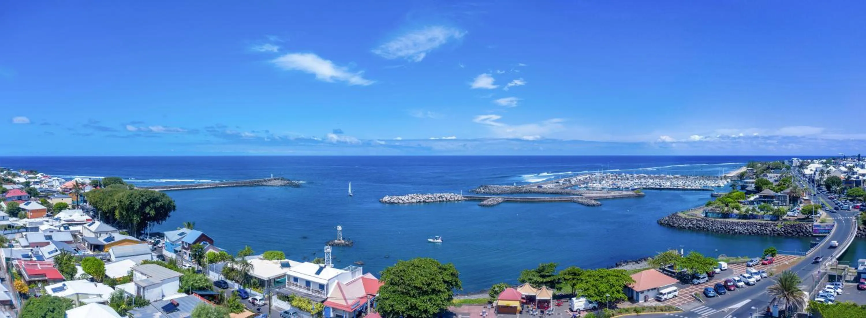 Neighbourhood in HÔTEL LE TERRE SAINTE