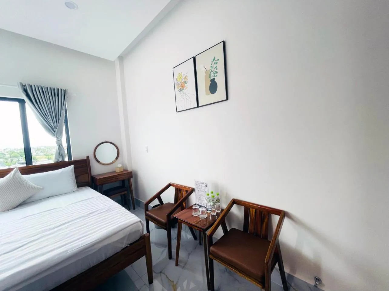 Photo of the whole room, Bed in Hero Hostel & Billiards