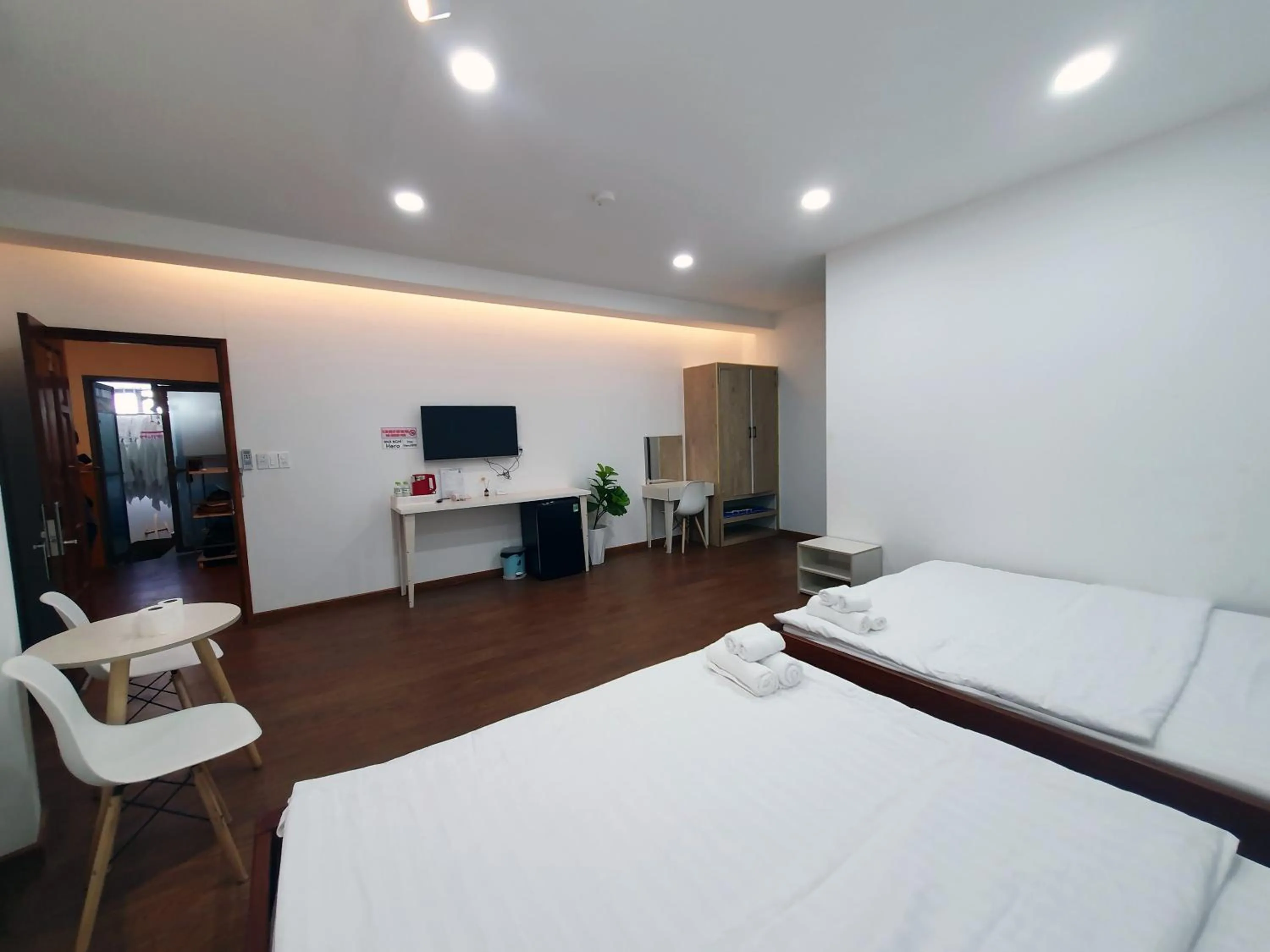 Photo of the whole room, Bed in Hero Hostel & Billiards