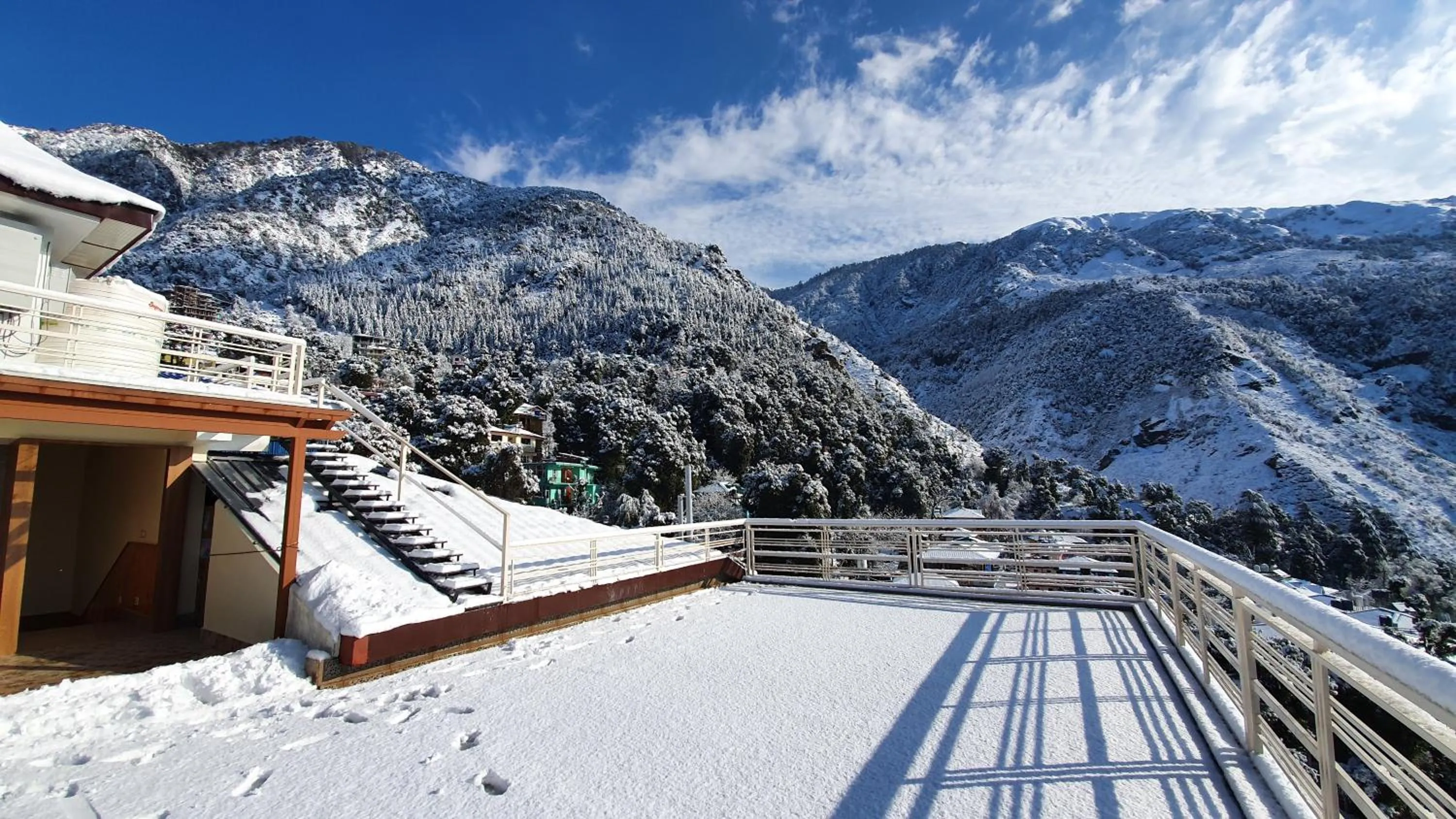 Mountain view in Nomadic Inn