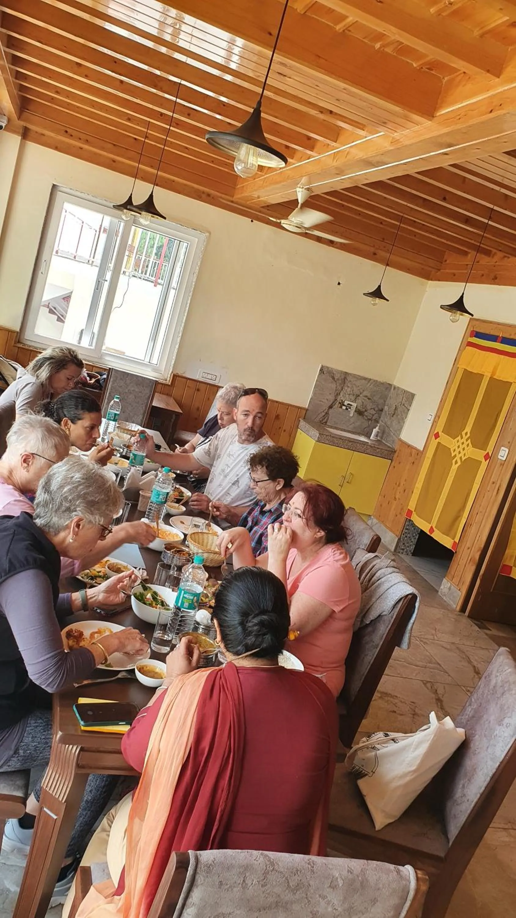Restaurant/places to eat in Nomadic Inn